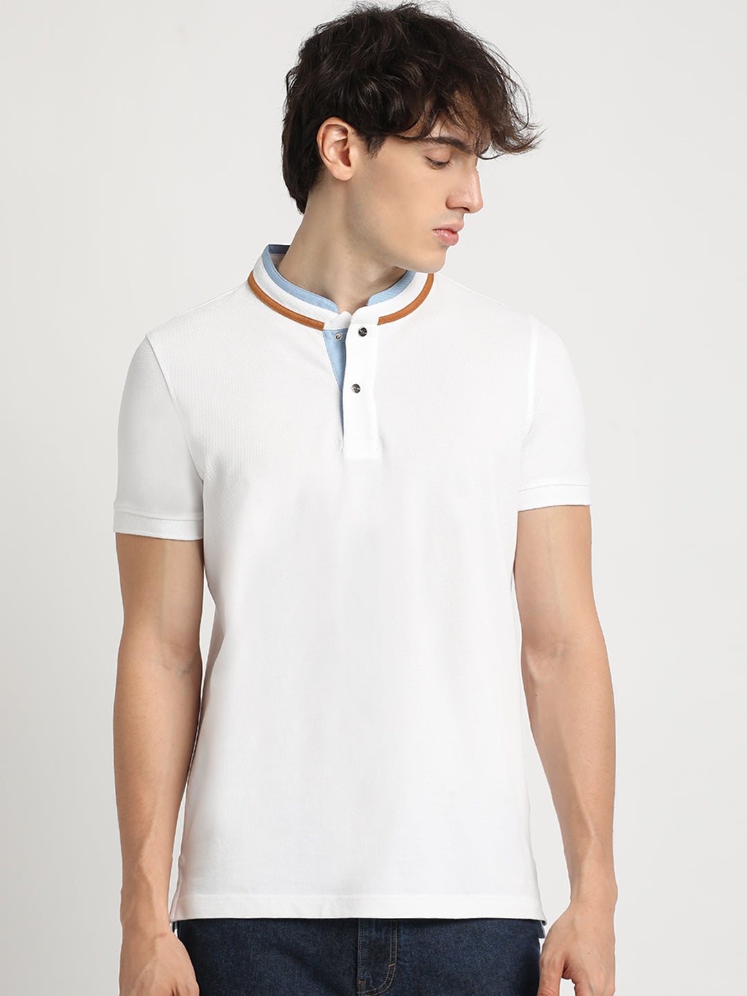 Men White Solid Slim Fit Mandarin Collar T-shirt