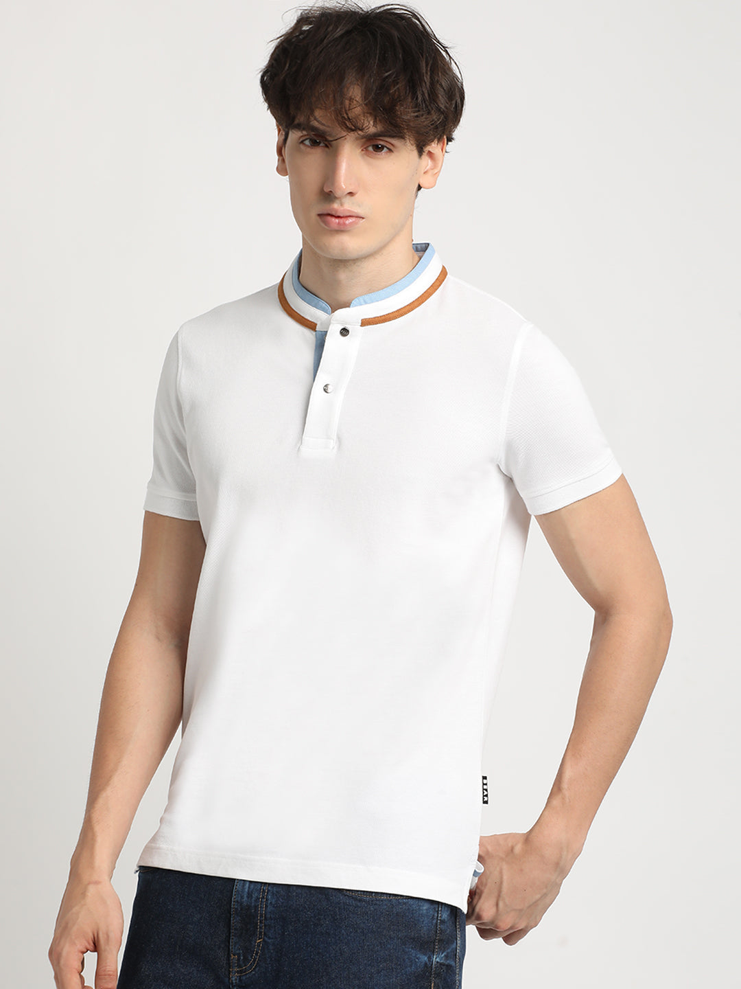 Men White Solid Slim Fit Mandarin Collar T-shirt