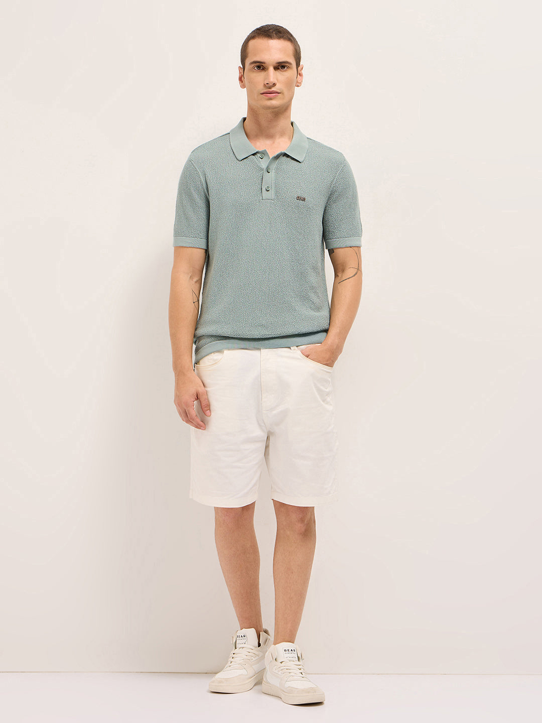 Men Green Solid Texture Knit Design Regular Fit Polo