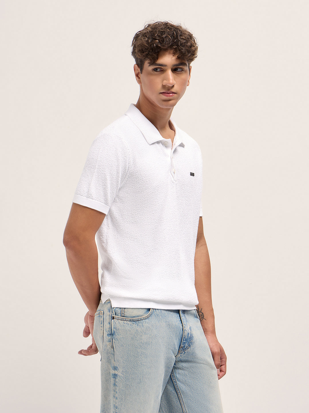 Men White Solid Texture Knit Design Regular Fit Polo