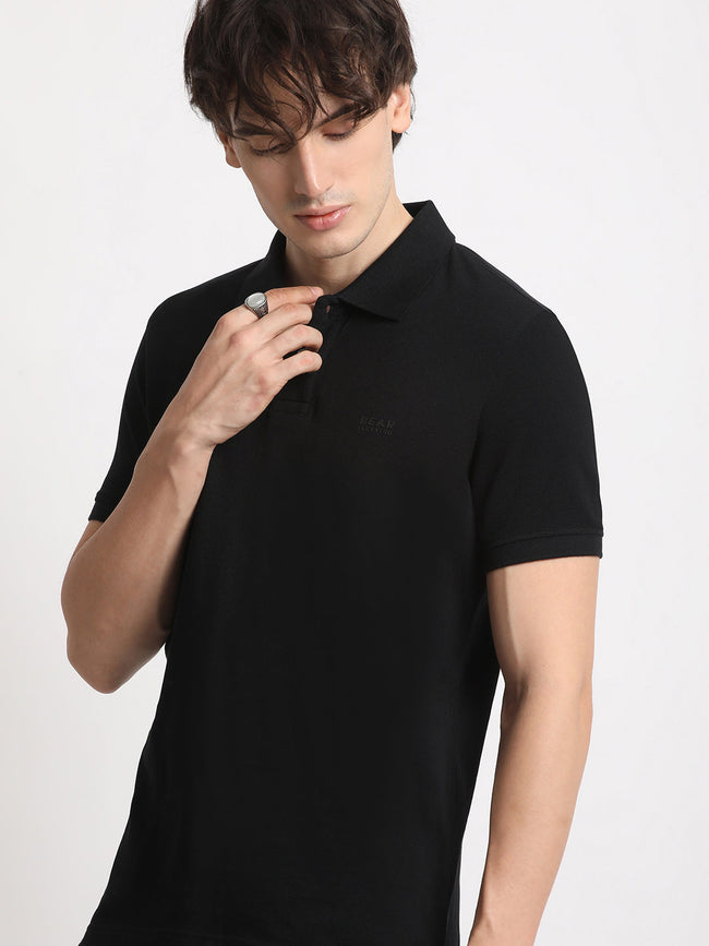 Men Black Solid Slim Fit Polo Collar T-shirt