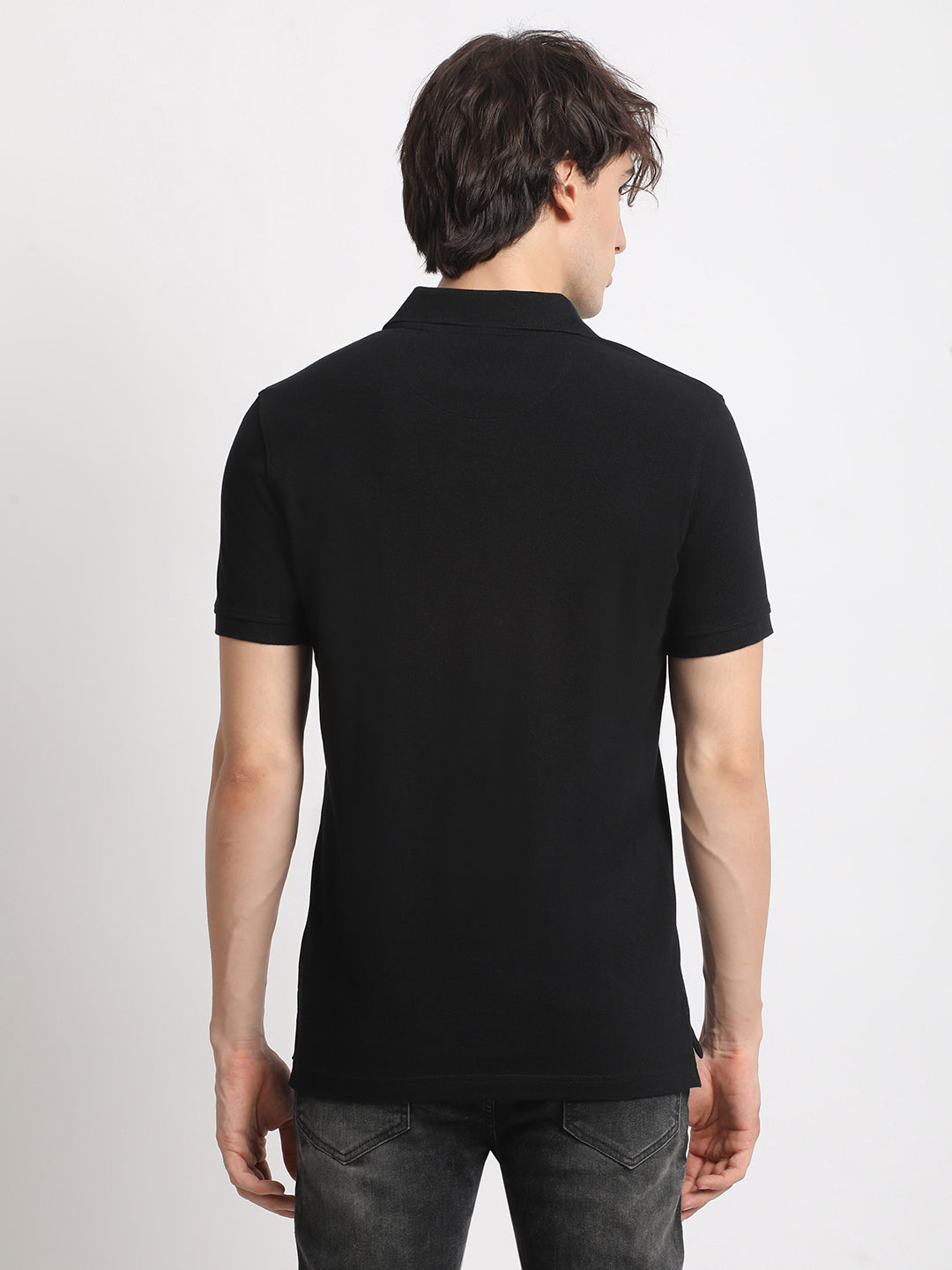 Men Black Solid Slim Fit Polo Collar T-shirt