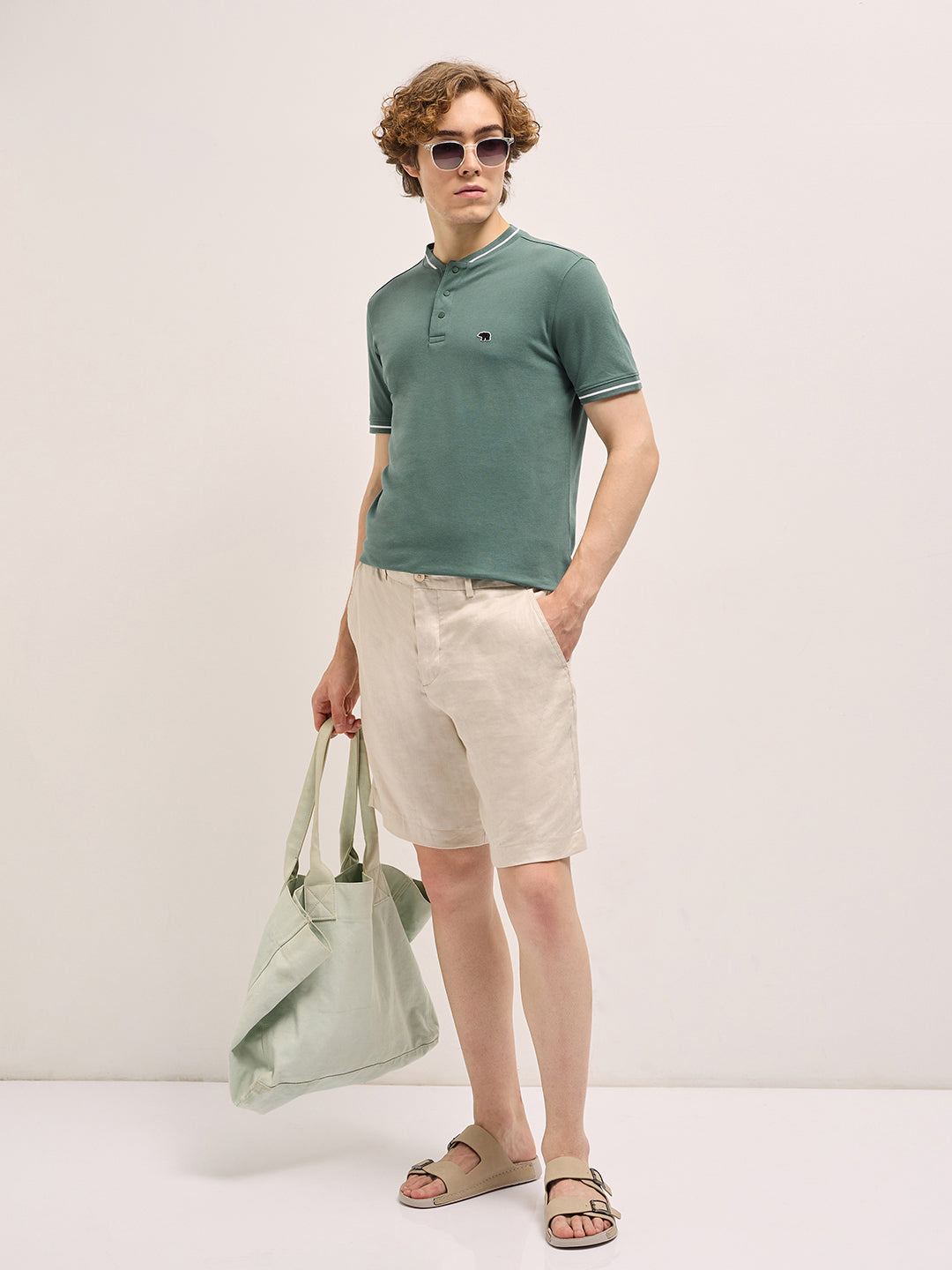 Men Pastel Green Solid Ribbed Collar