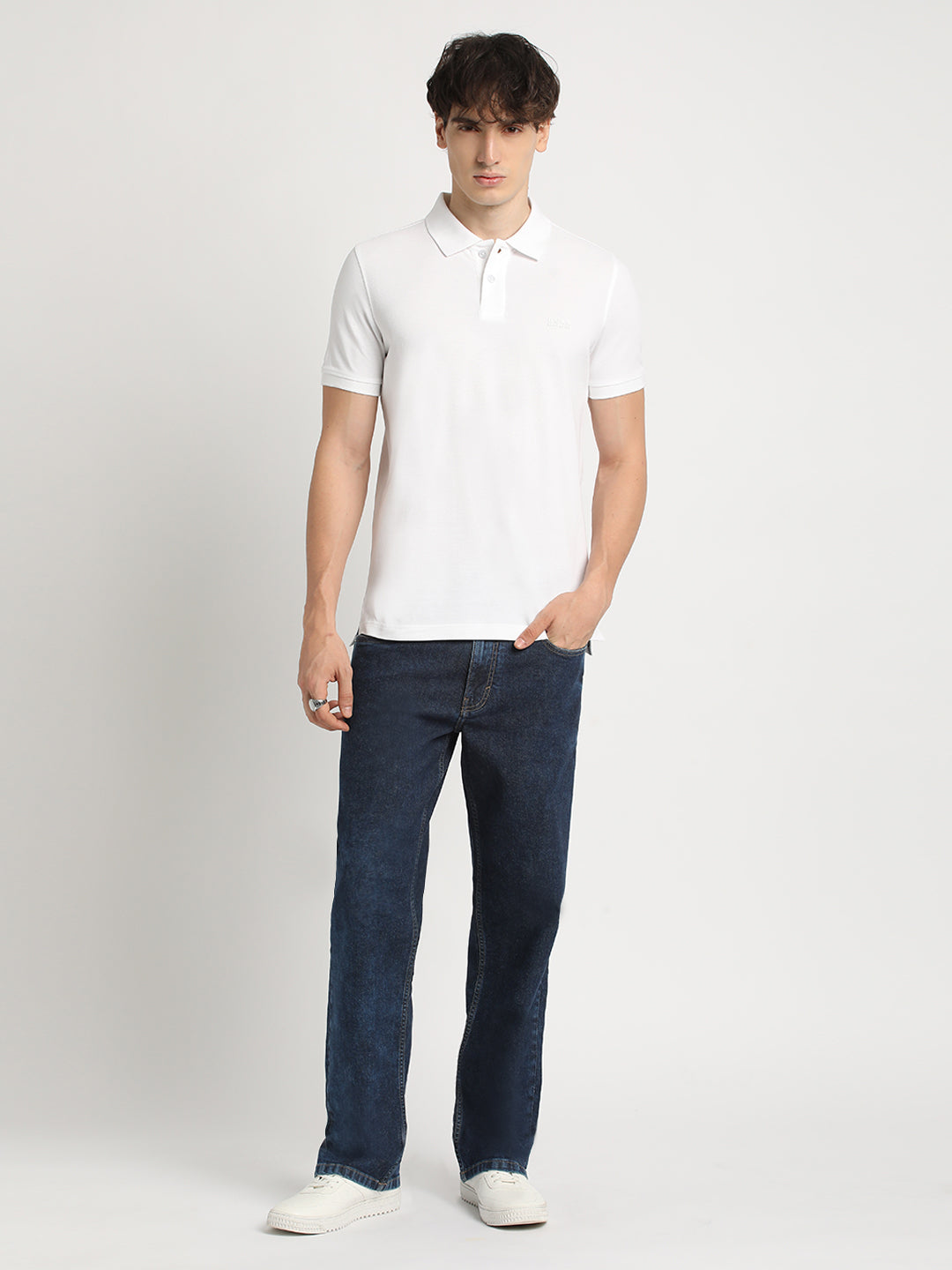 Men White Solid Slim Fit Polo Collar T-shirt
