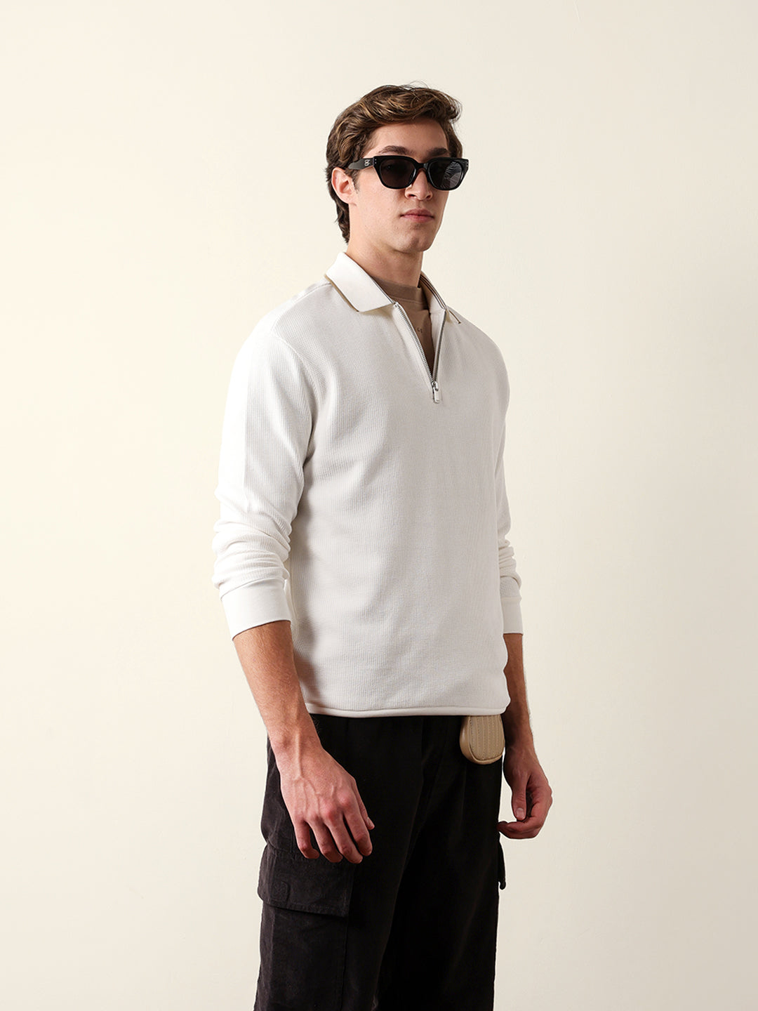 Men Solid Zip-Neck Sweatshirt
