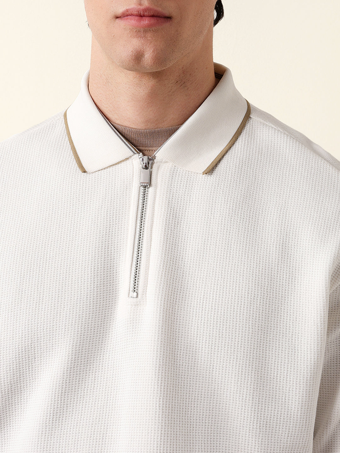 Men Solid Zip-Neck Sweatshirt