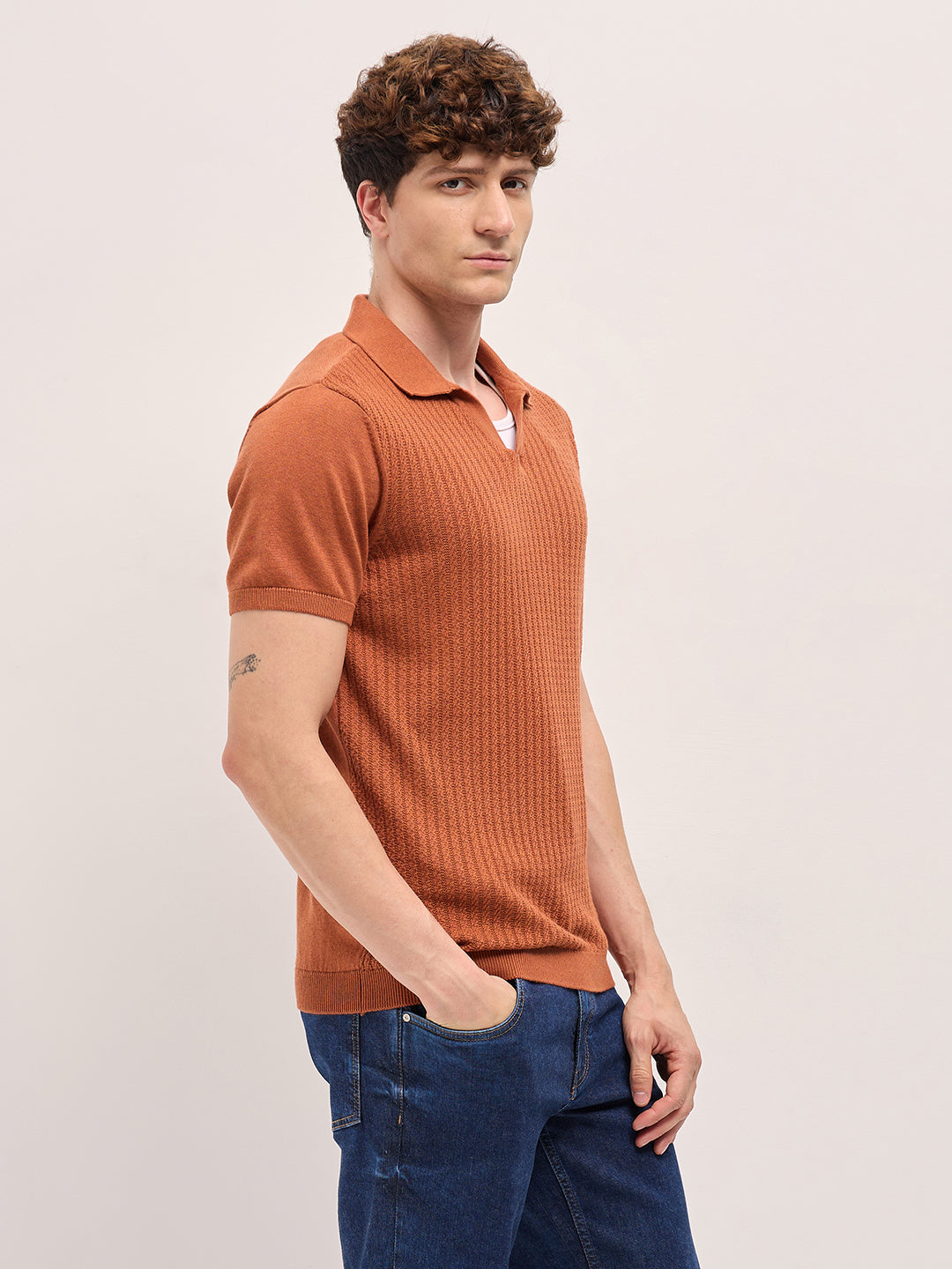 Men Orange Ribbed Texture Design Slim Fit Polo