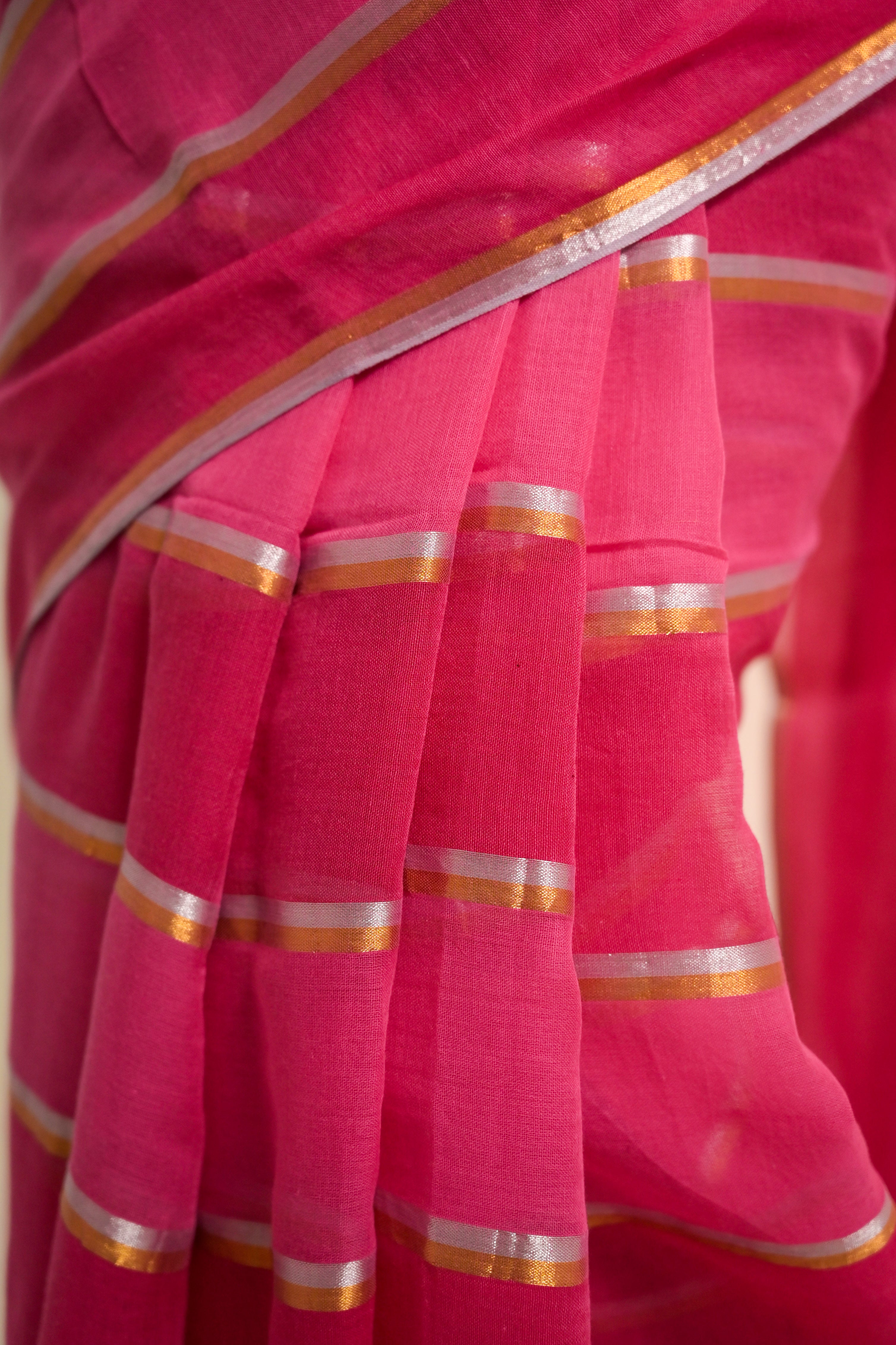 Pankhuri Red and Pink Handloom Mul Cotton Saree with Zari Stripes