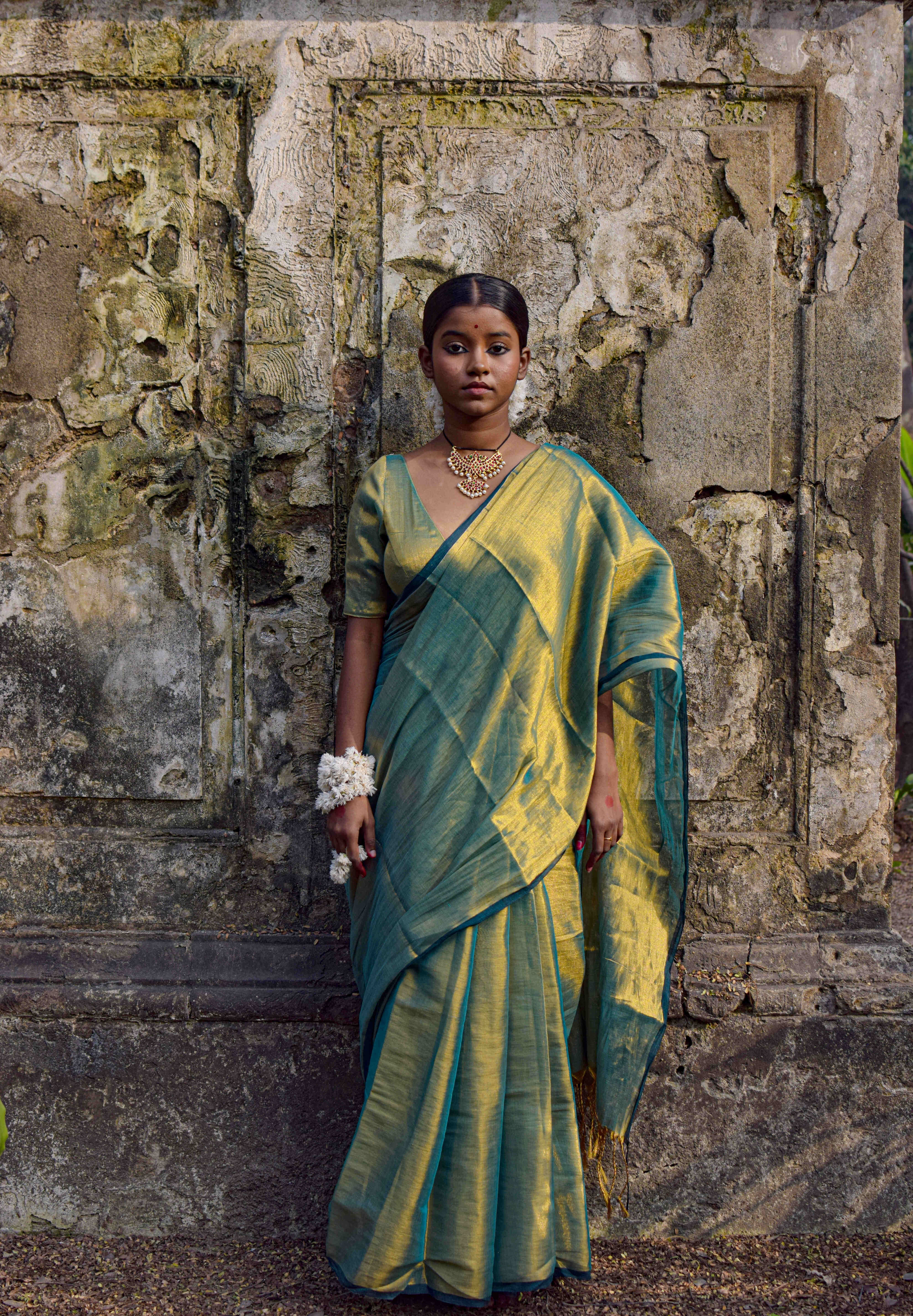 Pataka Seagreen Dual tone Tissue Saree