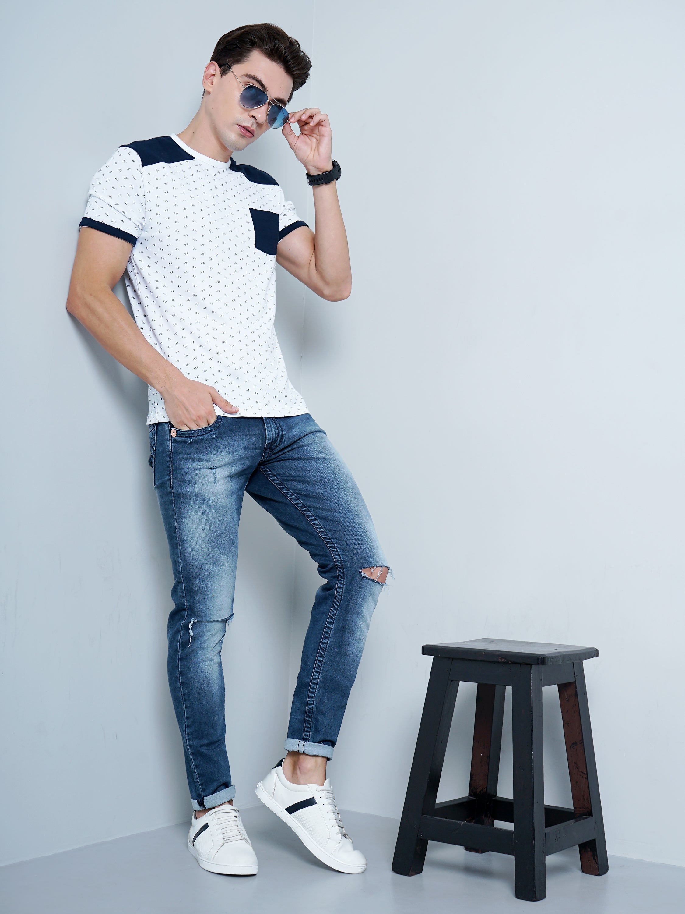 Men Navy Pocket White T-Shirt