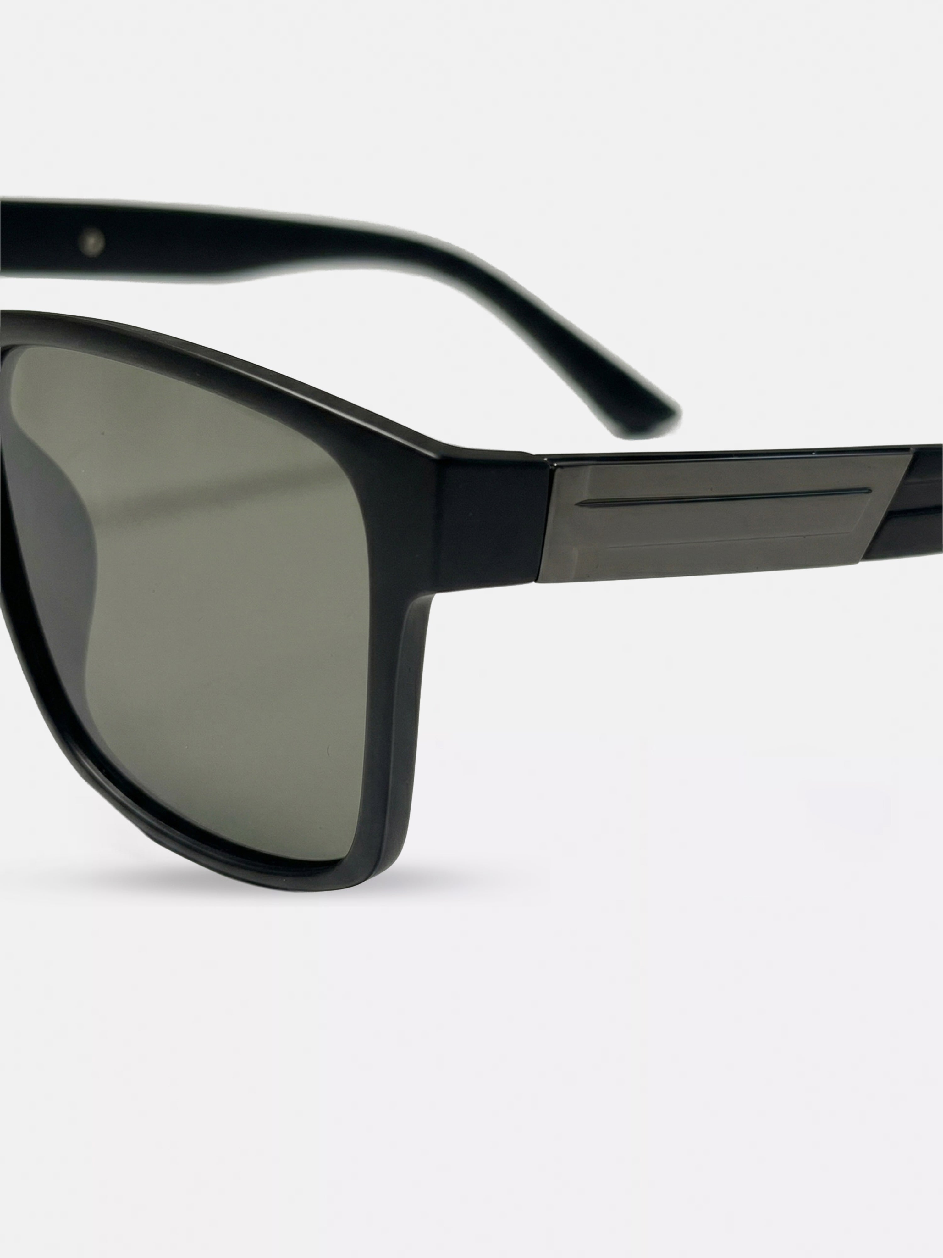Men Wayfarer Full-Rim Sunglasses with Black Frame and Smoke Olive Tinted Lenses