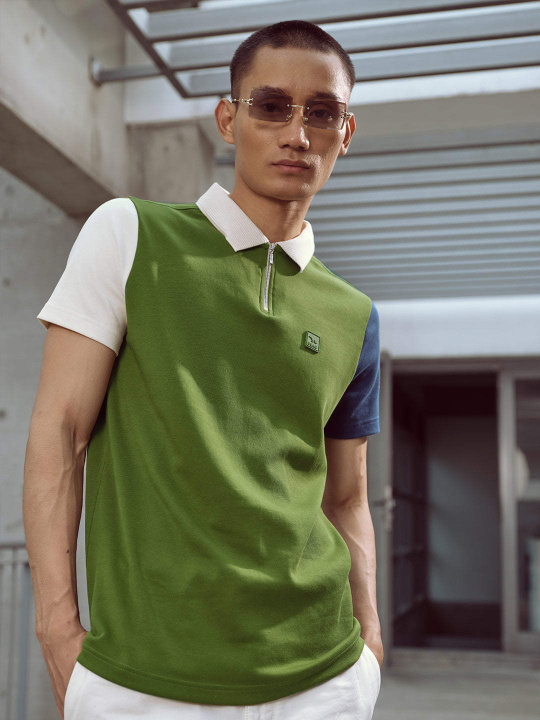 Men Ardor Edition Green Contrast Sleeve Slim Fit Knitted Polo Collar T-shirt