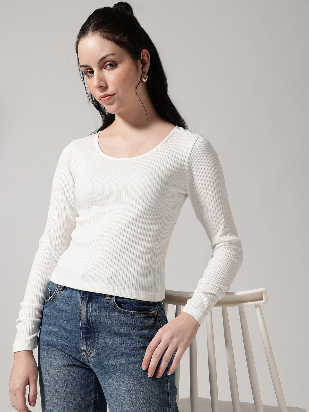 Women White Solid Ribbed T-Shirt
