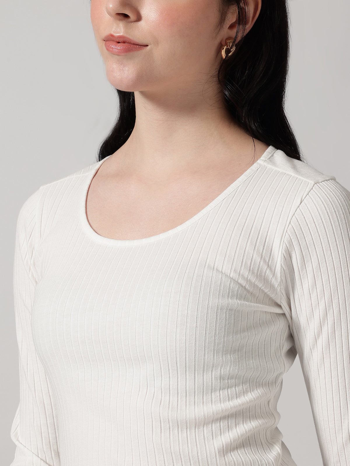 Women White Solid Ribbed T-Shirt