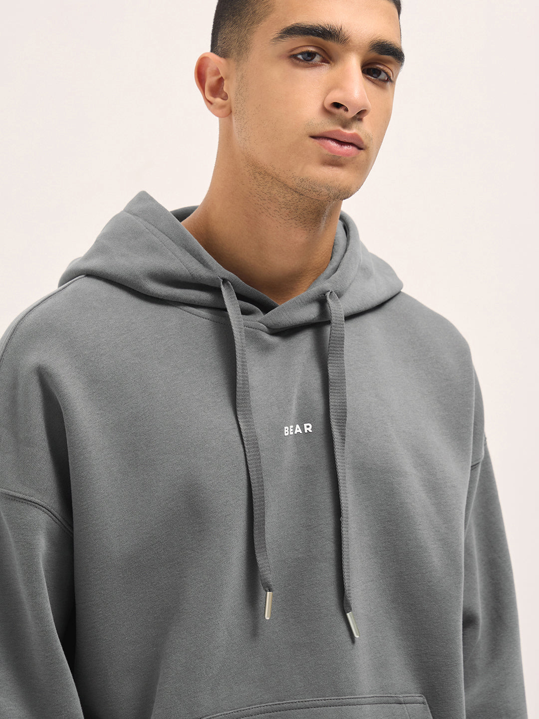 Men Grey Solid Relax Fit Hoodie
