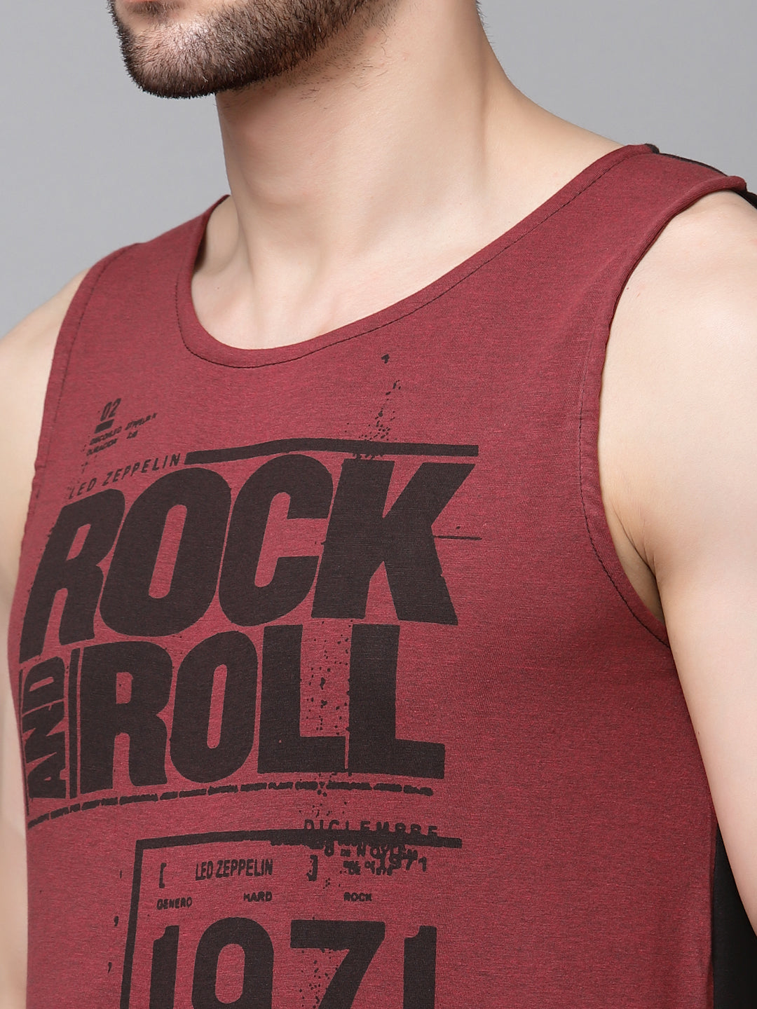 Men Maroon Printed T-Shirt