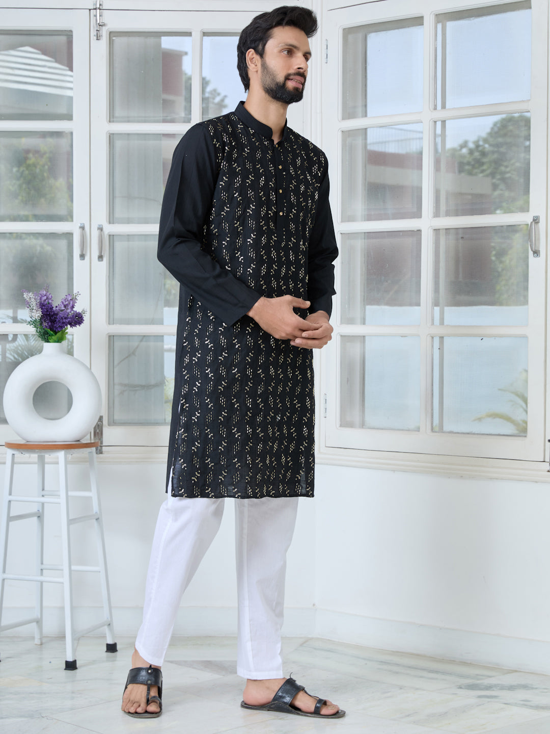 Men Black Ethnic Motifs Embroidered Sequinned Mandarin Collar Straight Kurta