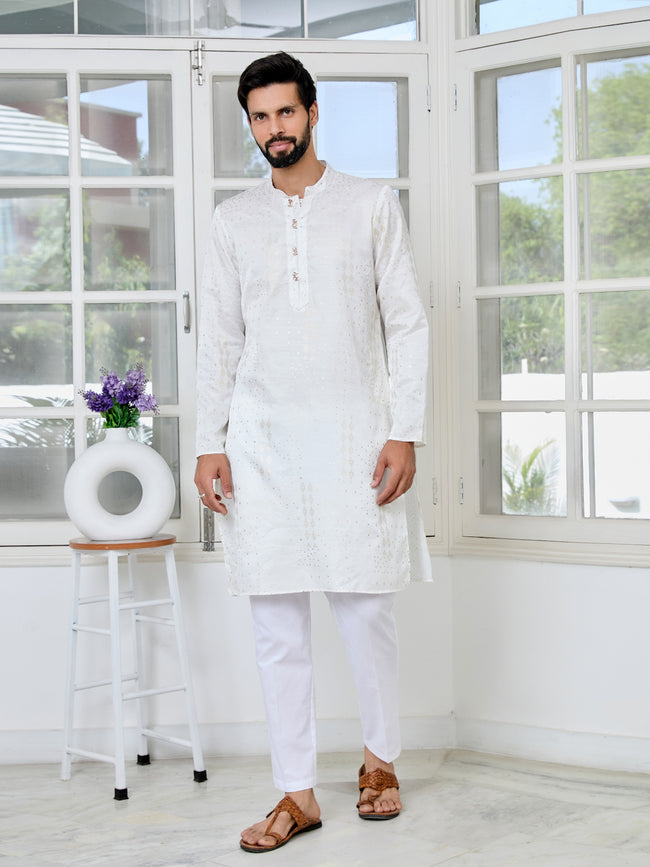 Men Off White Embossed and Foil Kurta