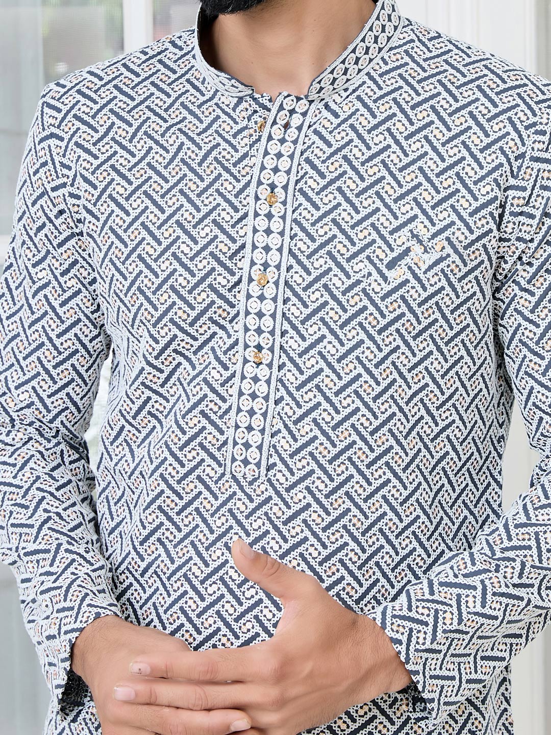 Men Grey Thread Embroidered And Sequinned Rayon Straight Kurta