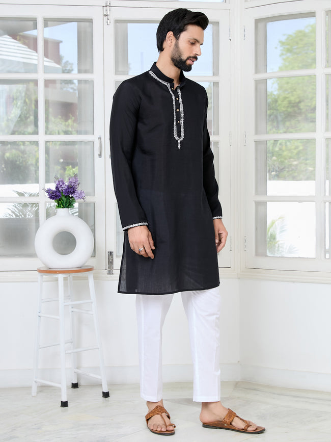 Men Black Chanderi Straight Kurta With Yoke Design