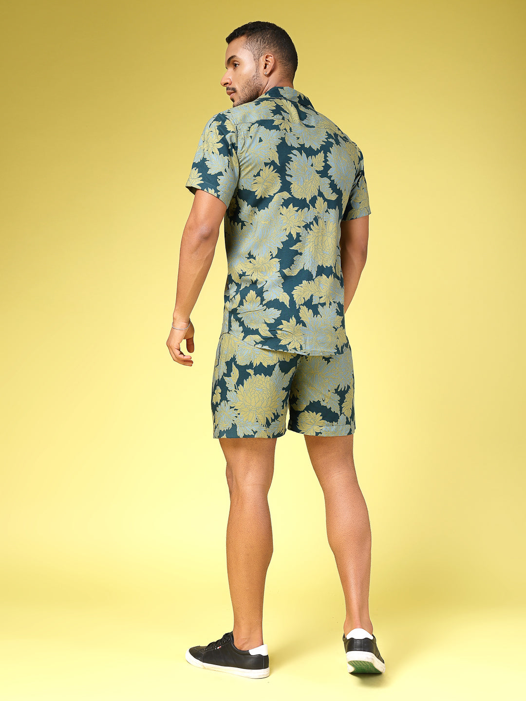 Men Botanical Leaf Print Rayon Co-ords