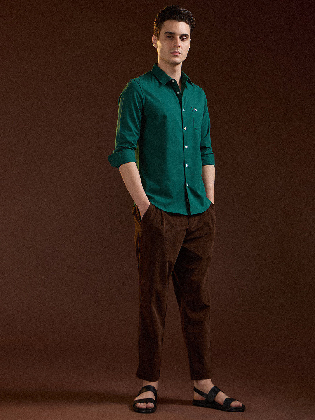 Men Classic Green Solid Slim Fit Polyester Casual Shirt