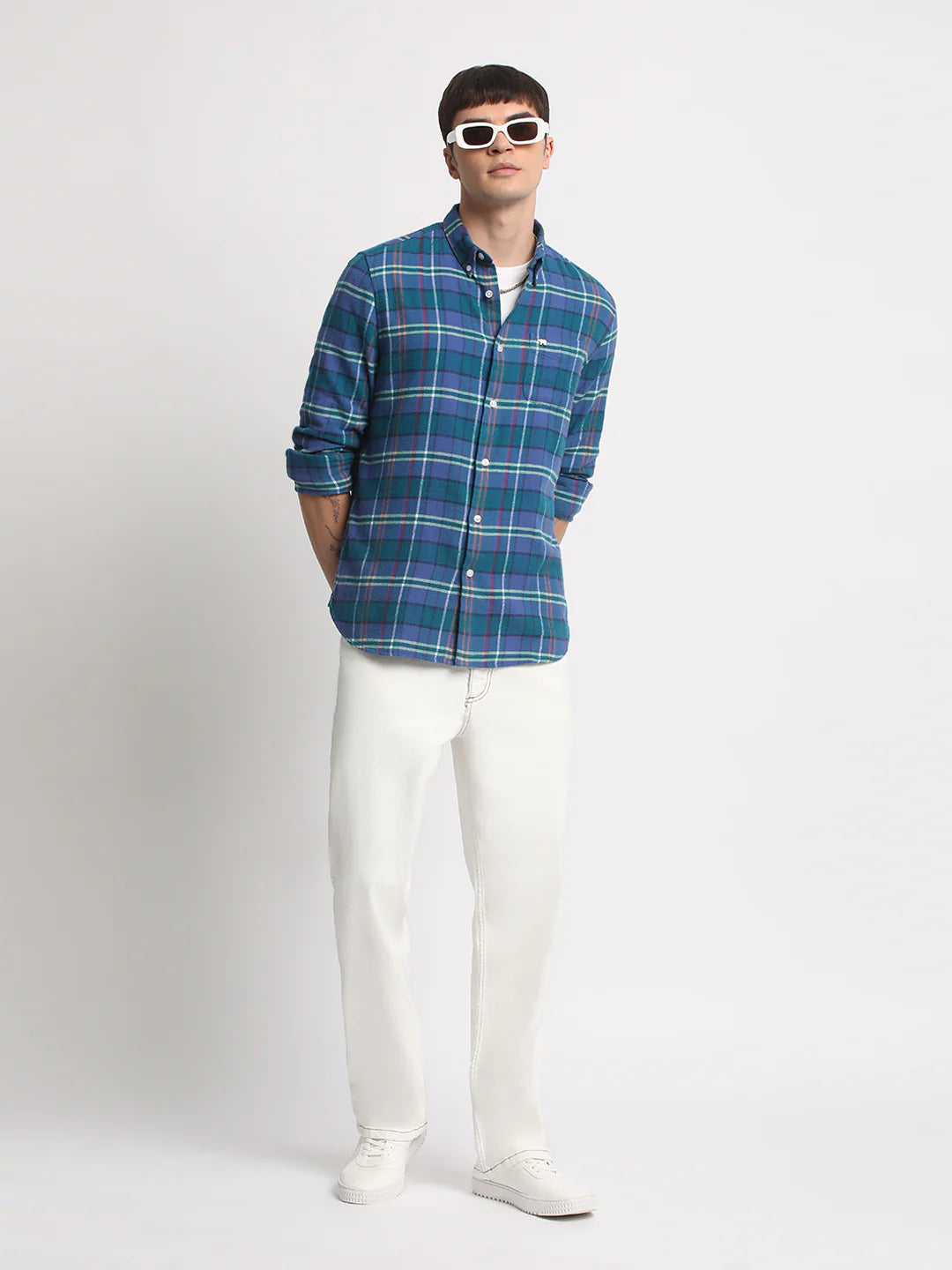 Men Blue Checked Slim Fit Casual Shirt