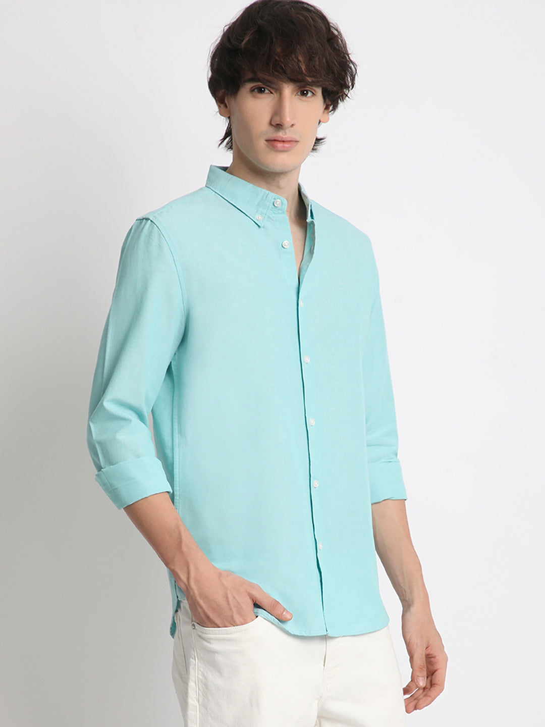 Men Pale Blue Solid Slim Fit Casual Shirt