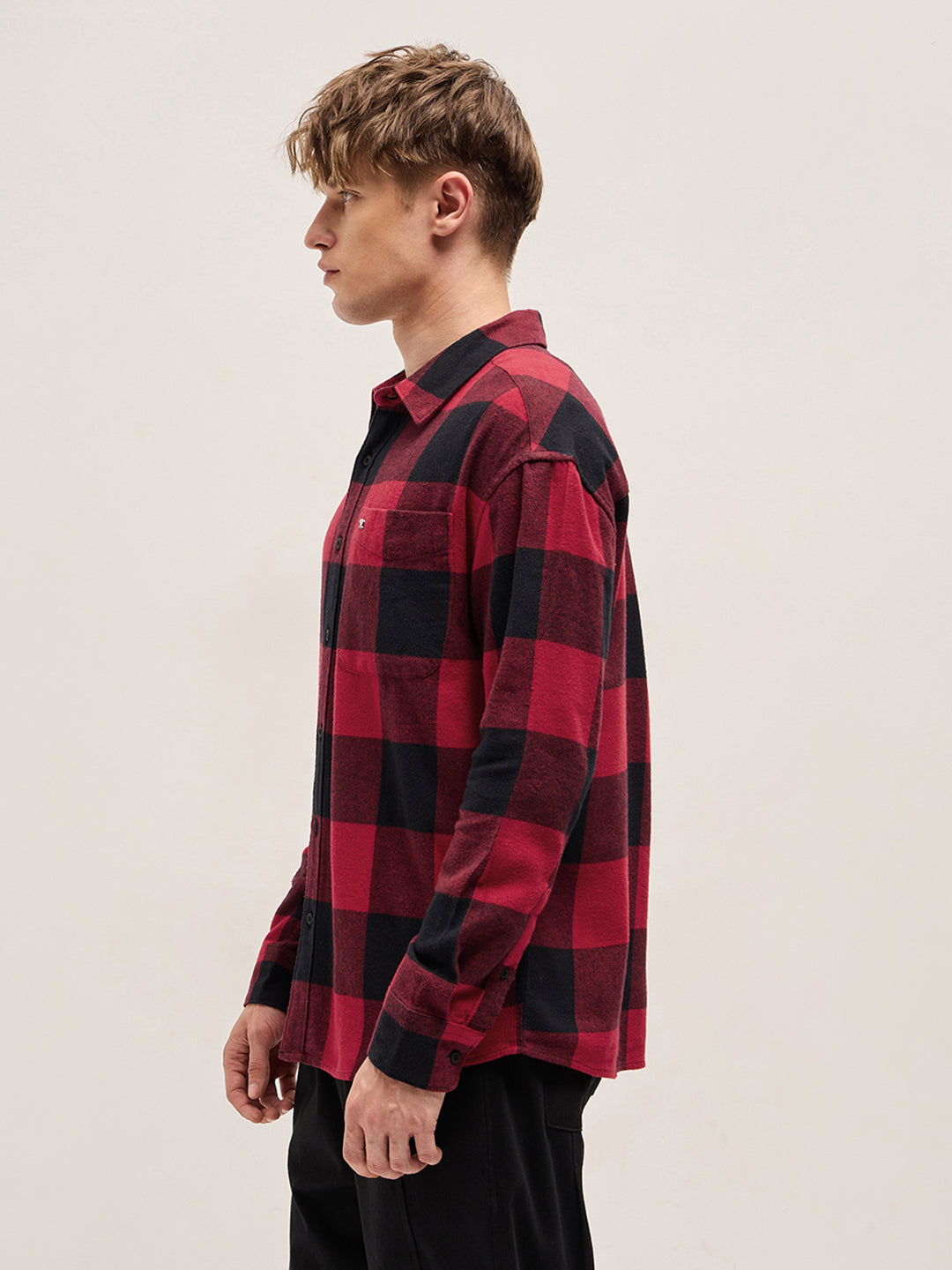 Men Red Checked Relaxed Fit Casual Shirt