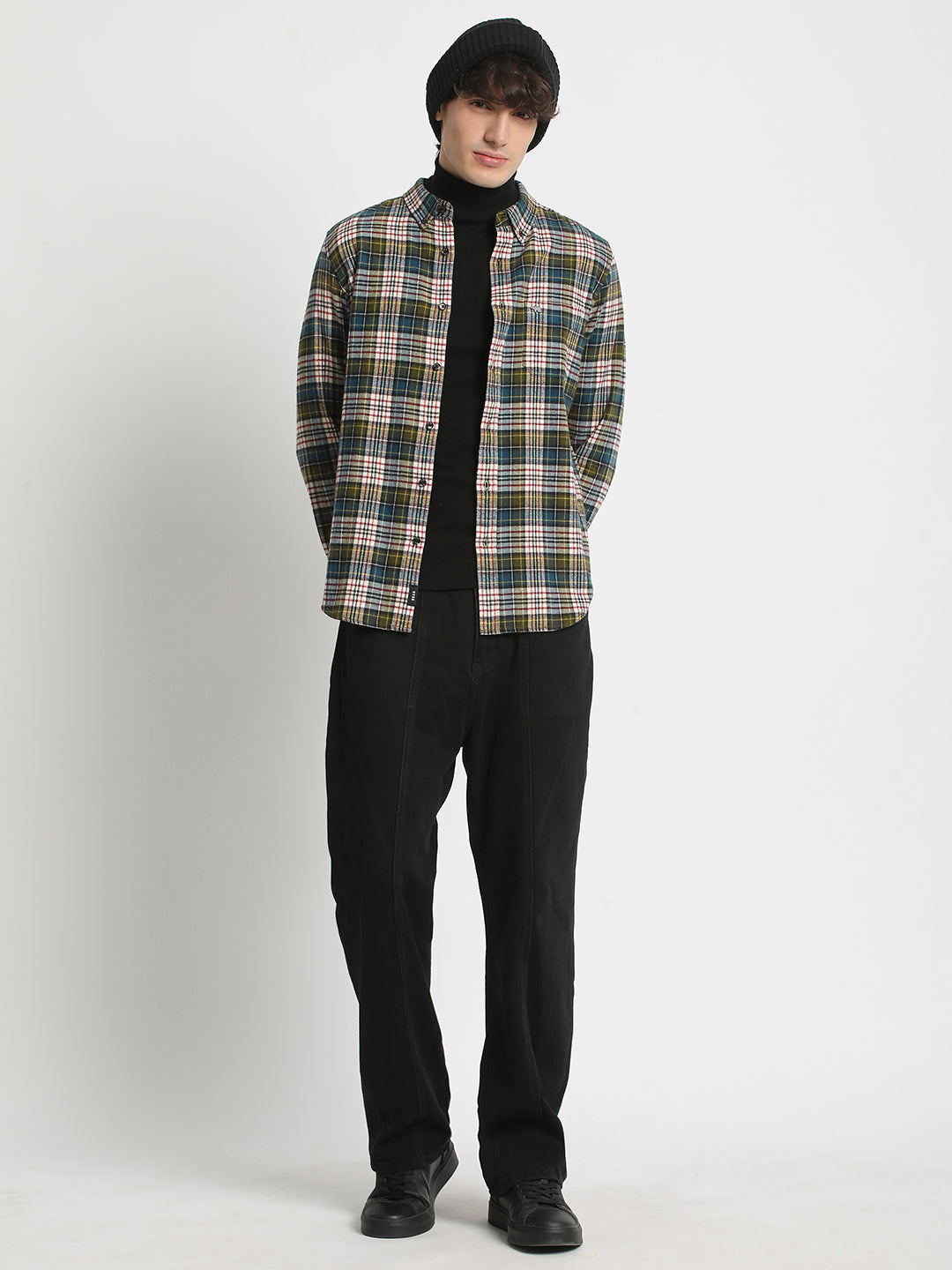 Men  Multicolored Slim Fit Checked Button Down Collar Casual Shirt