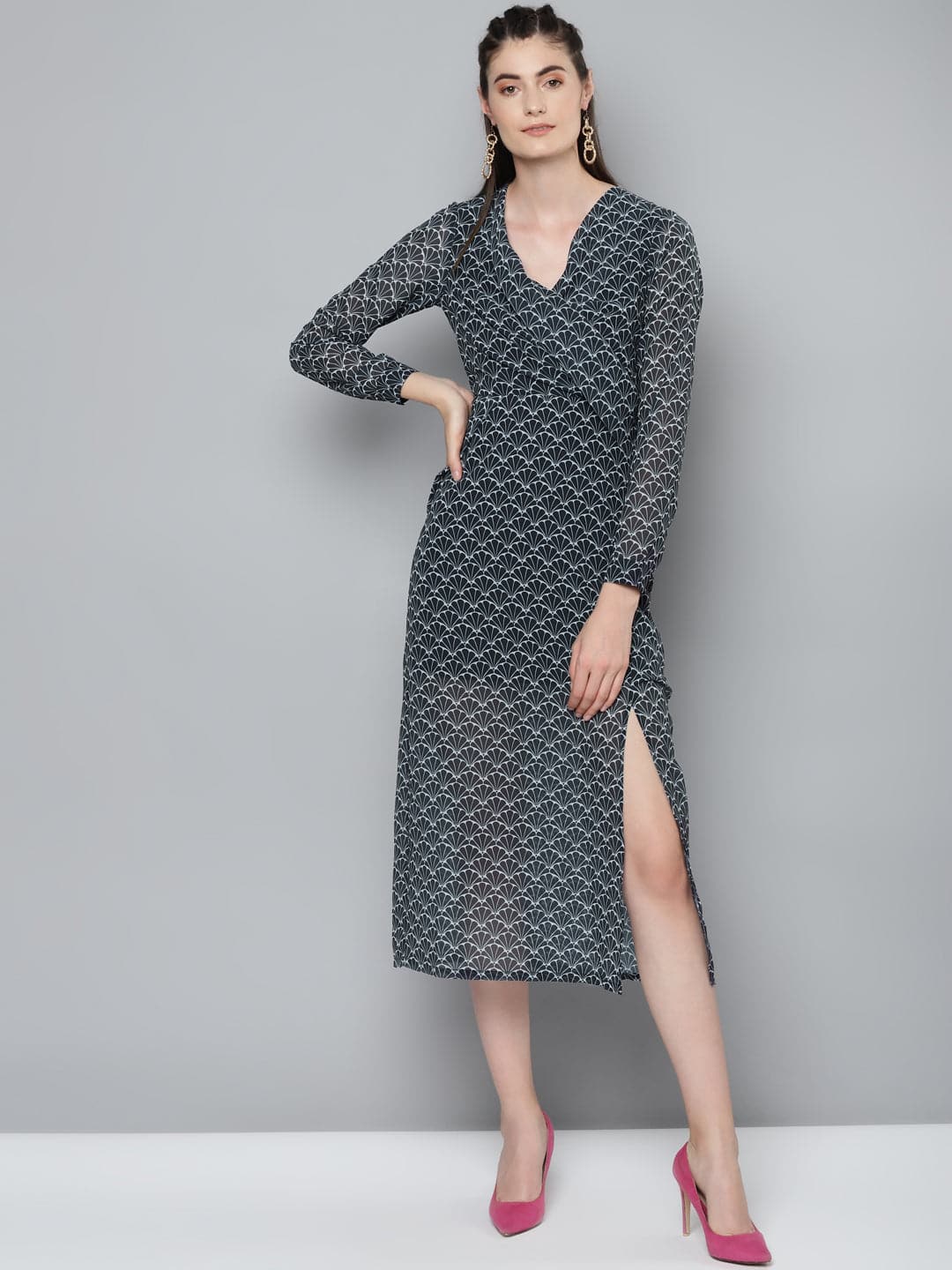 Women Navy Floral Geo Print Wrap