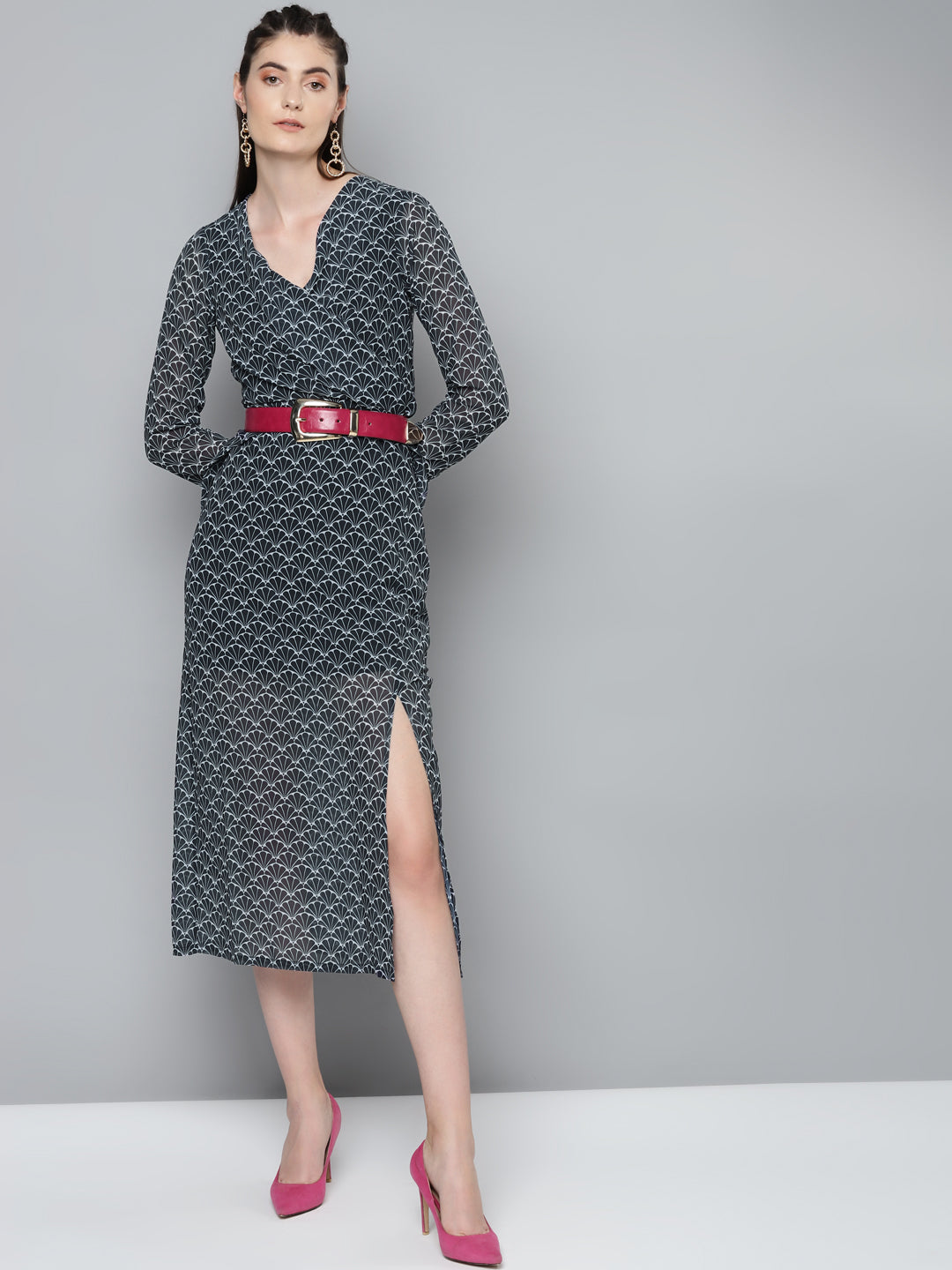 Women Navy Floral Geo Print Wrap