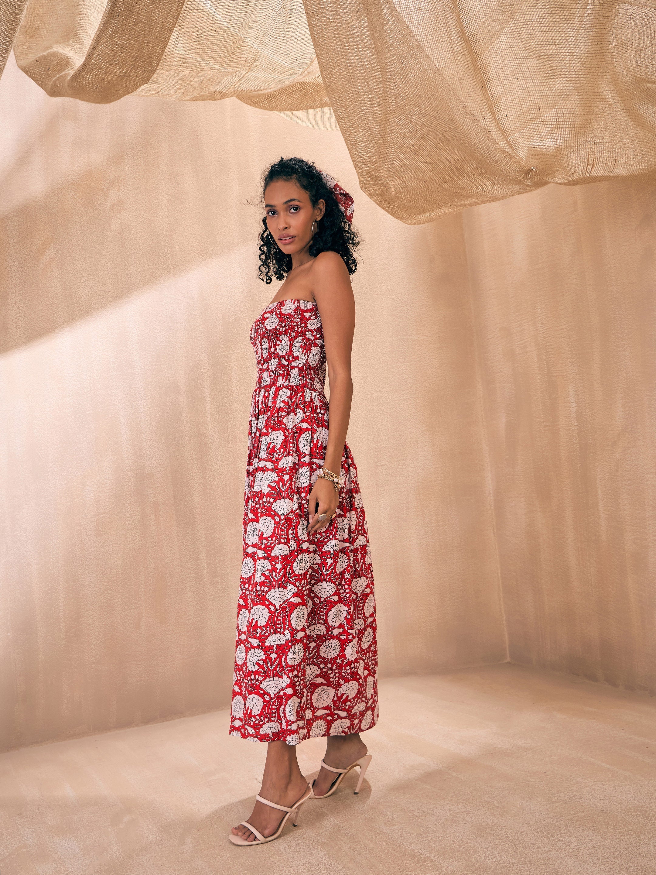 Women Red Floral Smocked Bust Tube Maxi