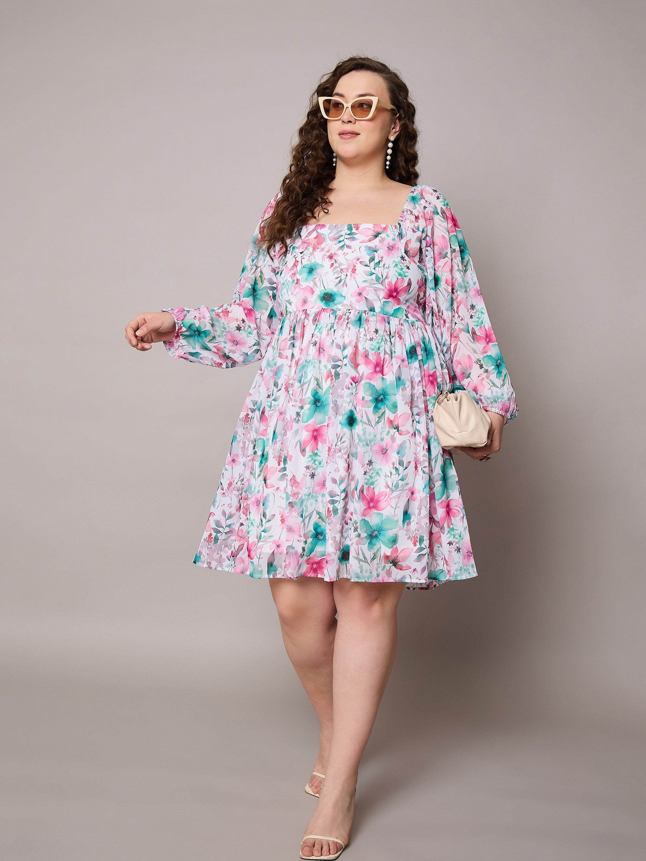 Women Pink Floral Square Neck Short Skater Dress