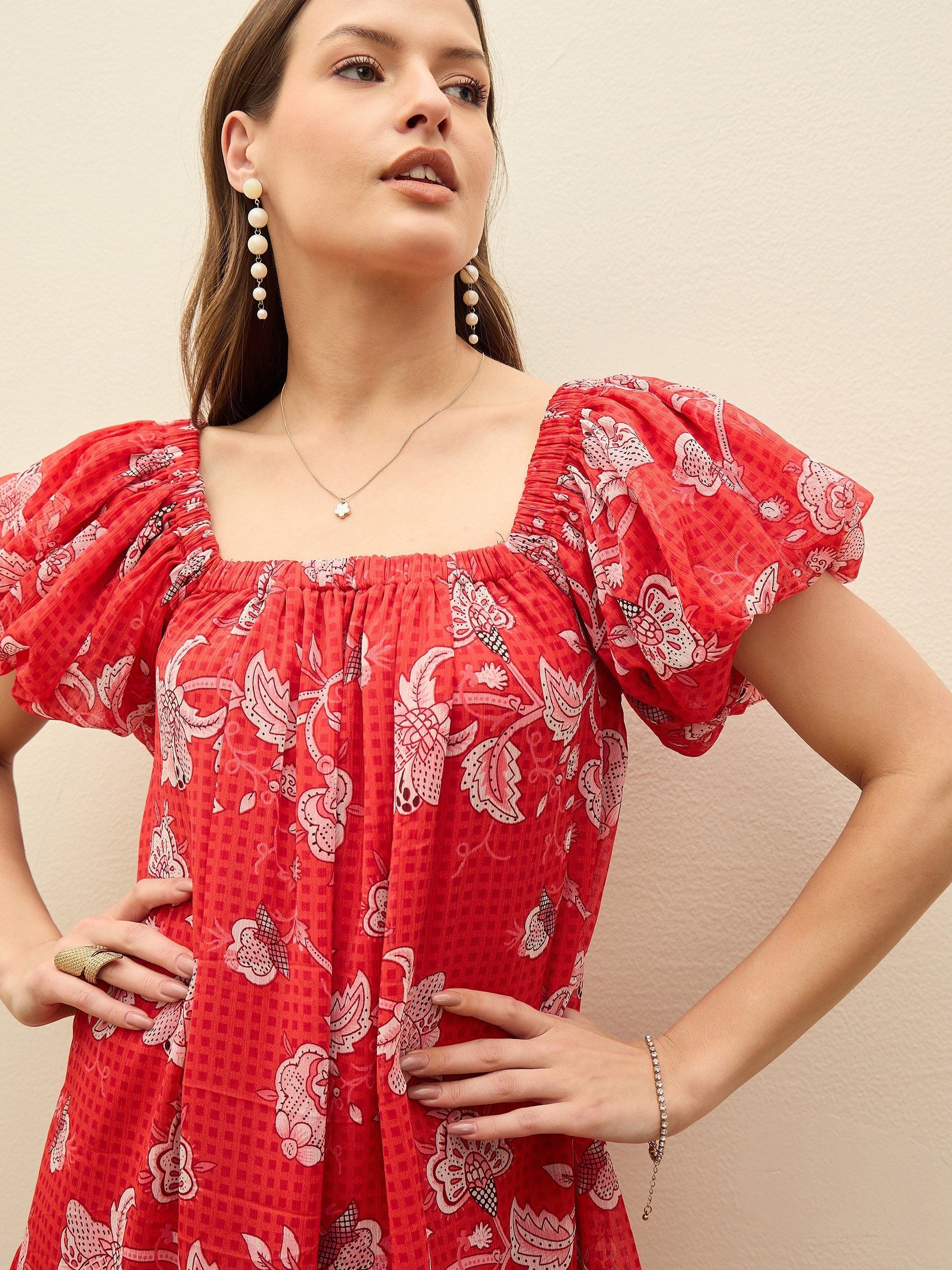 Women Red Floral Square Neck Balloon Sleeve Short Dress