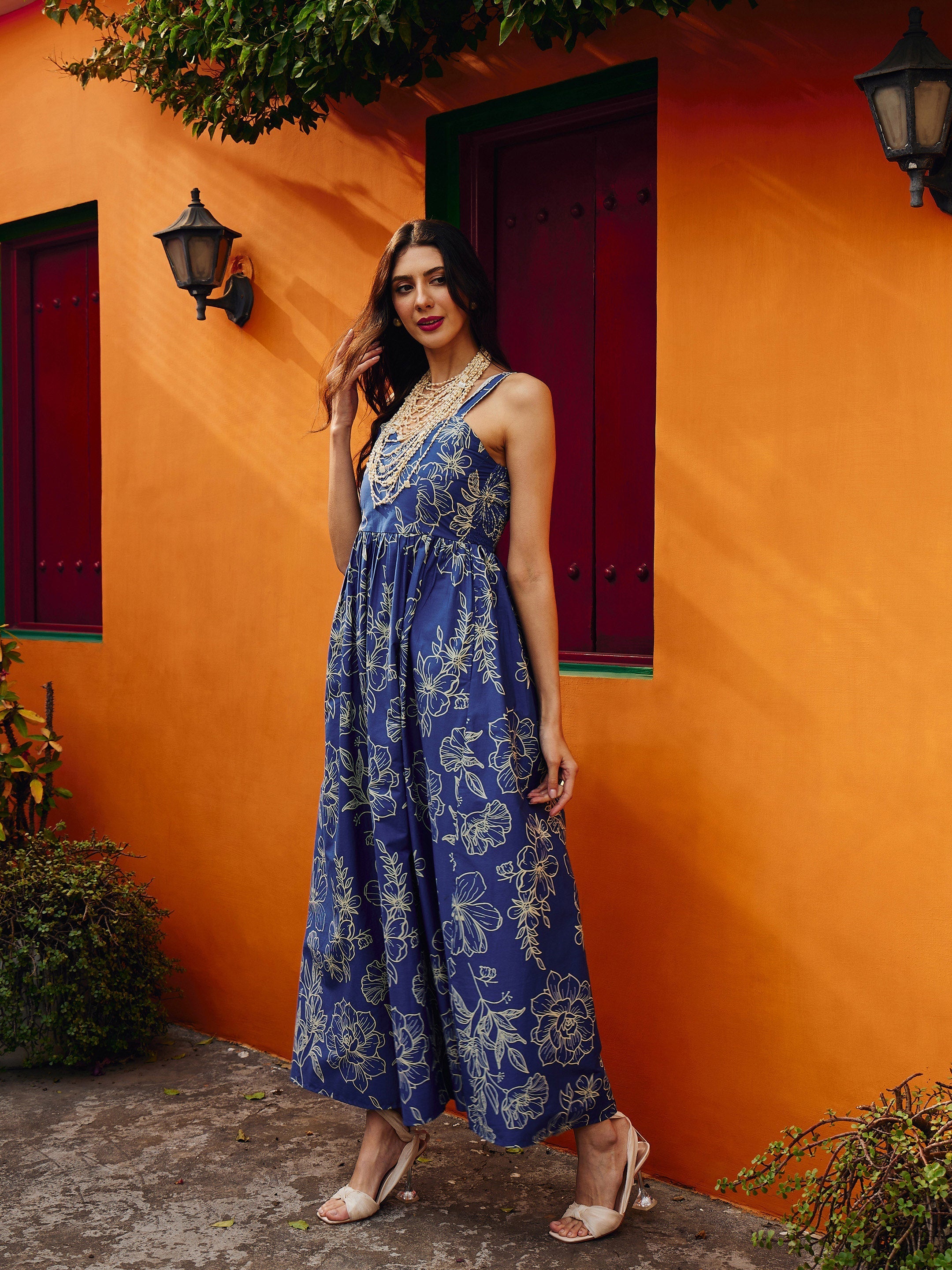 Women Blue & Off White Floral Strappy Maxi Dress