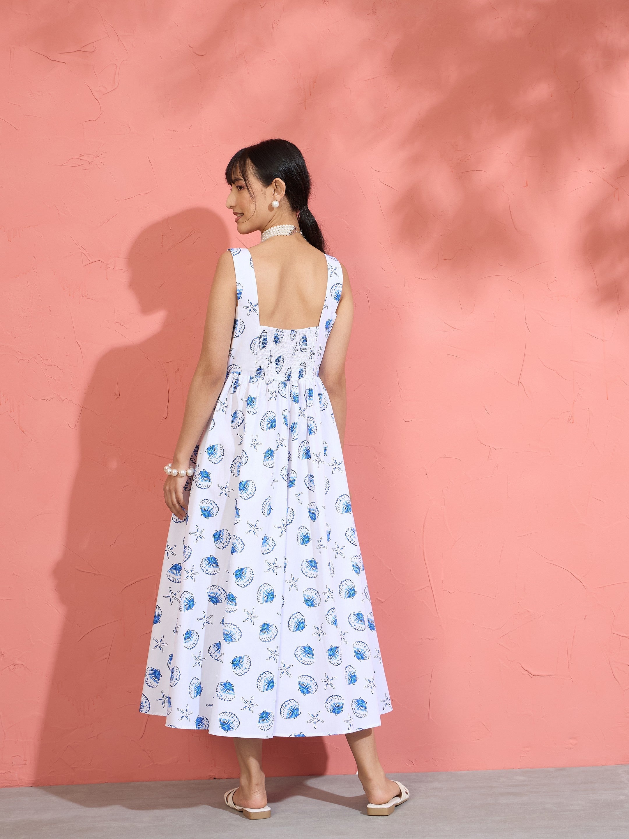 Women White & Blue Printed Sleeveless Button Down Midi Dress