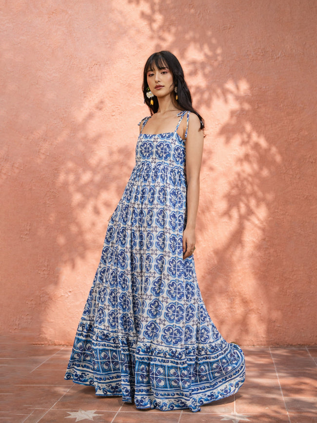 Women Blue Floral Strappy Tie-up Maxi Dress