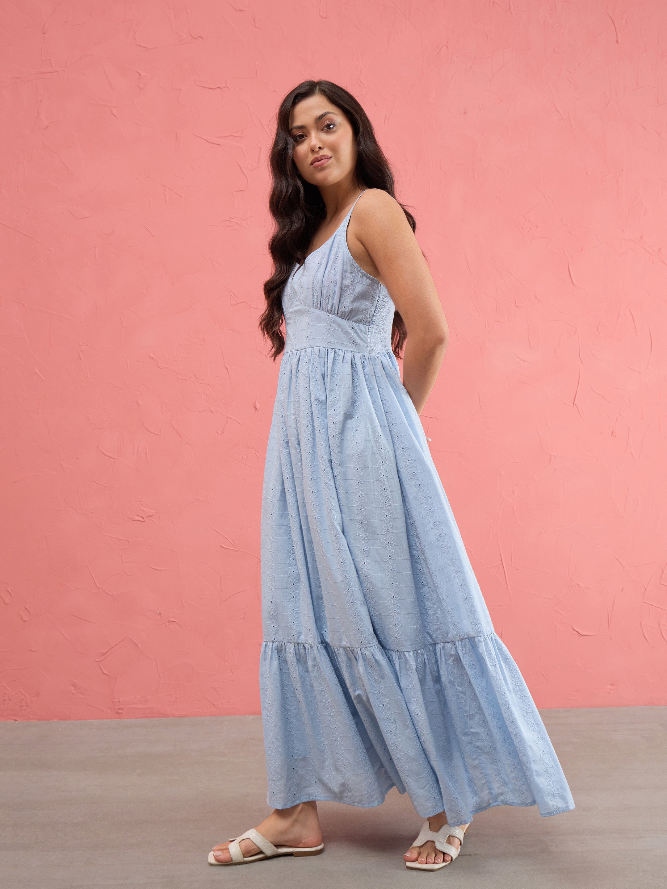 Women Blue Sweetheart Neck Strappy Maxi Dress