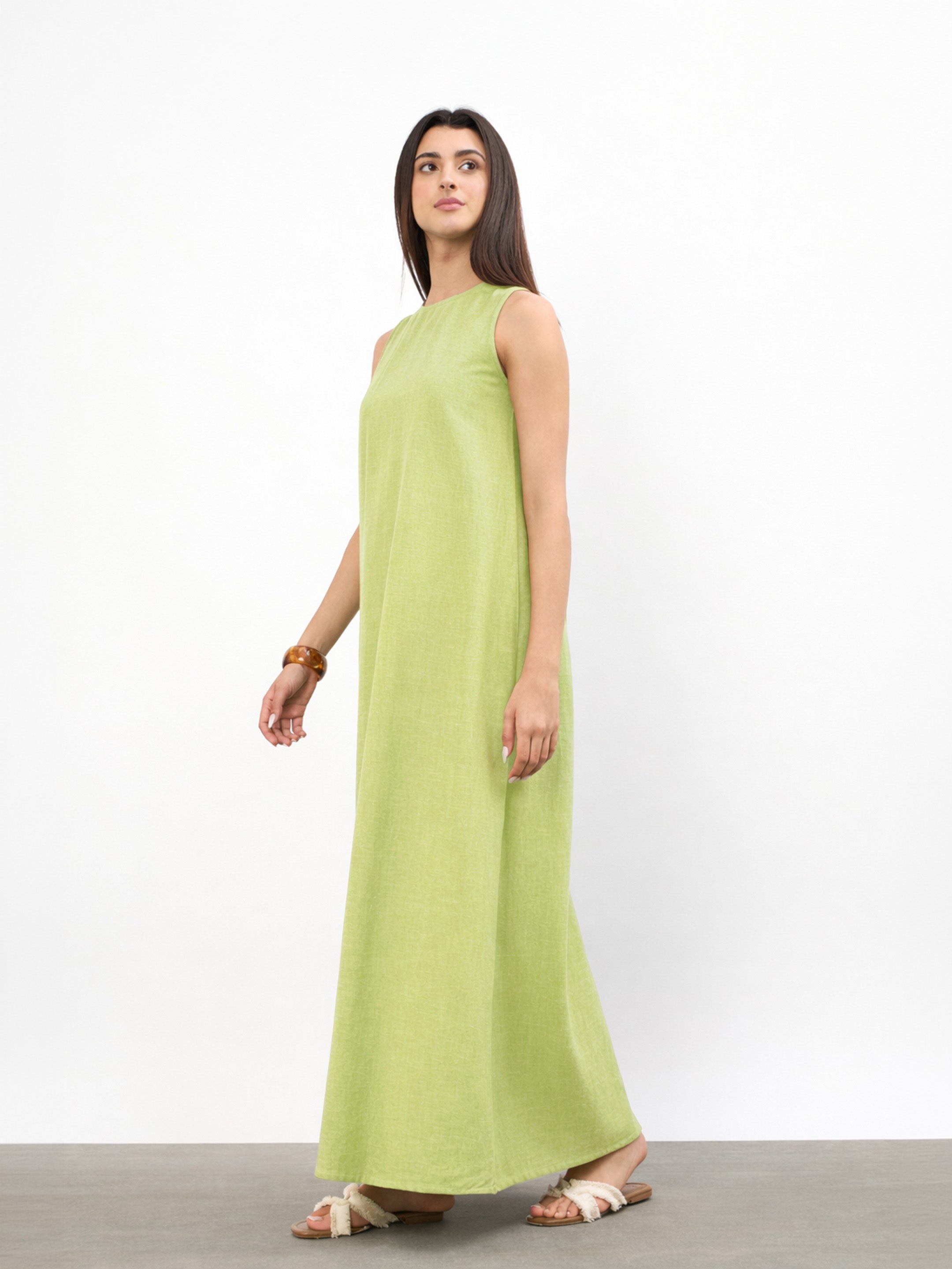 Women Green Solid Sleeveless A-Line Maxi Dress