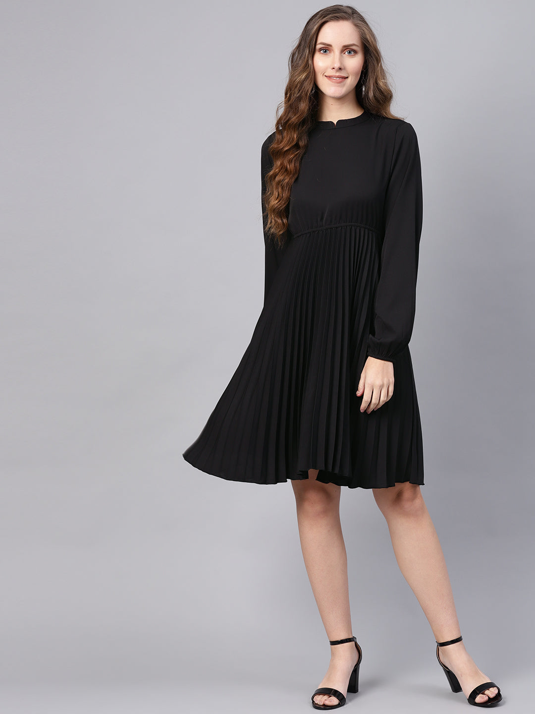 Women Black Mandrain Collar Pleated Skater Dress