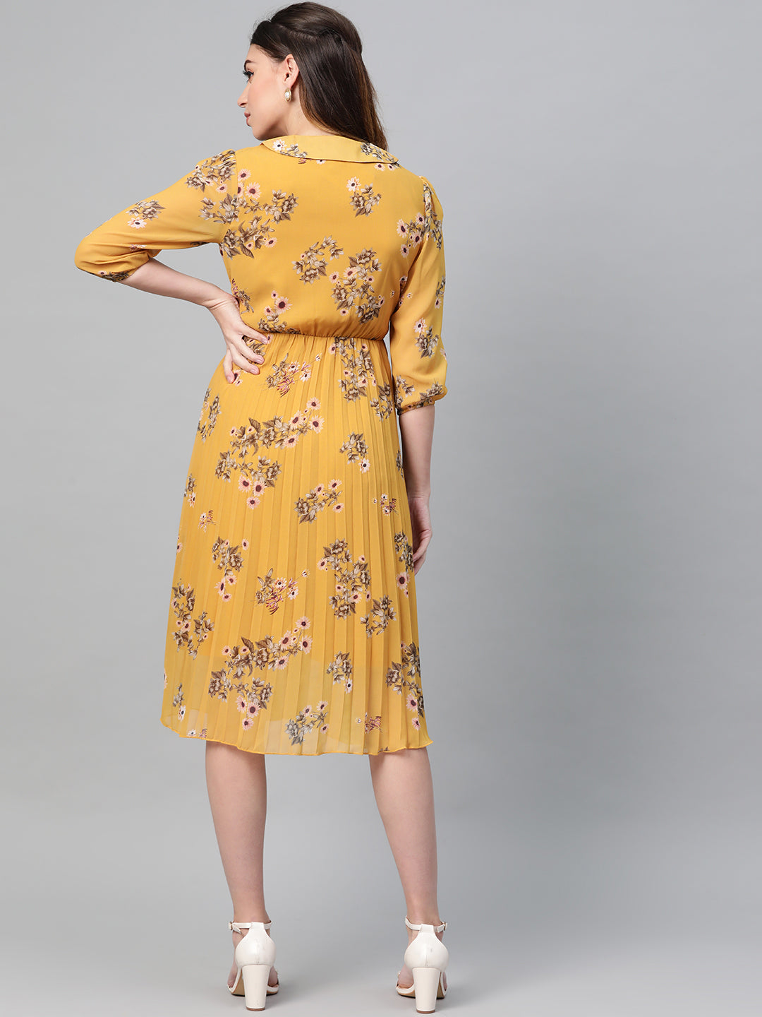 Women Mustard Floral Peterpan Collar Pleated Dress