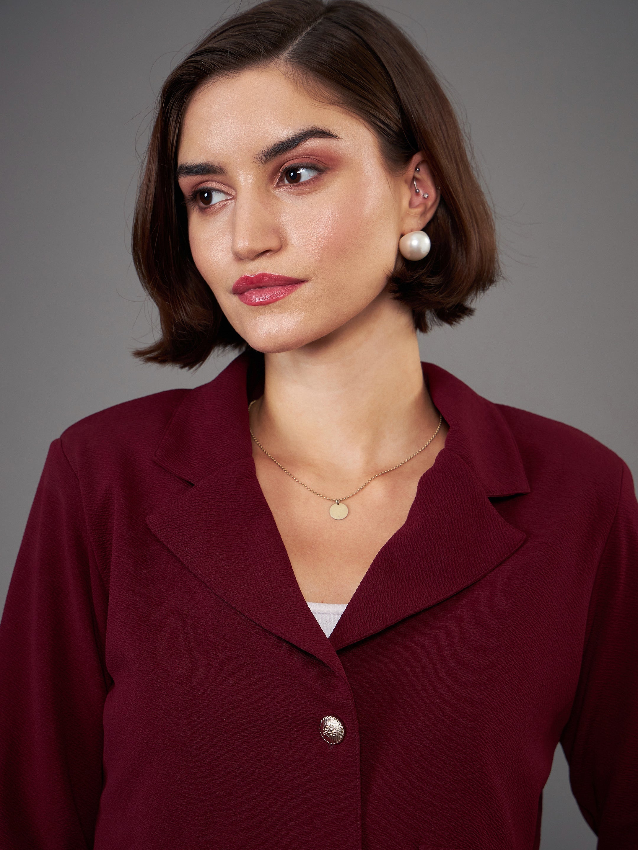 Burgundy Notch Collar Crop Blazer-SASSAFRAS worklyf