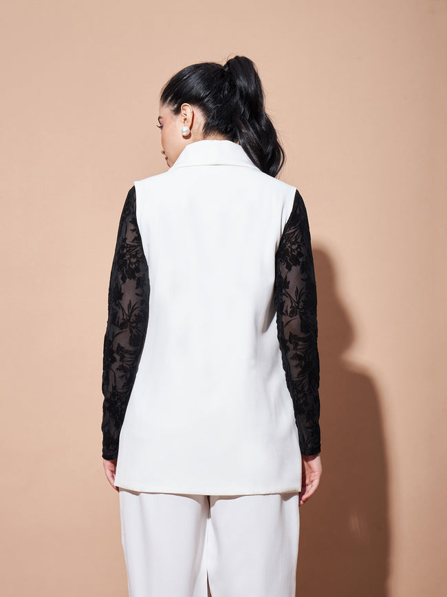 Women White Show Pocket Sleeveless Longline Blazer