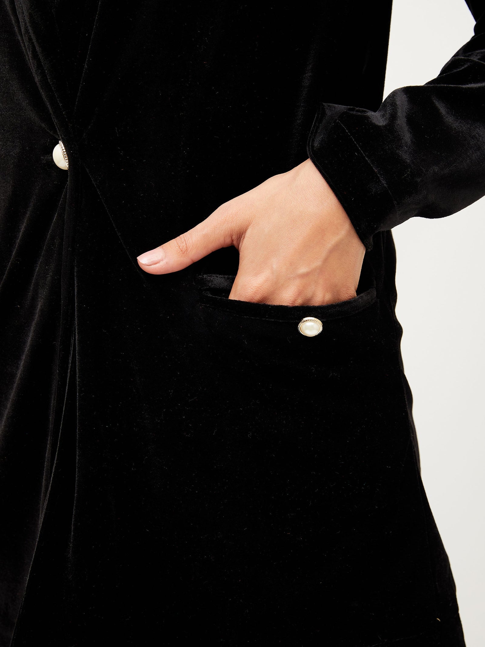 Women Black Velvet Shawl Collar Blazer