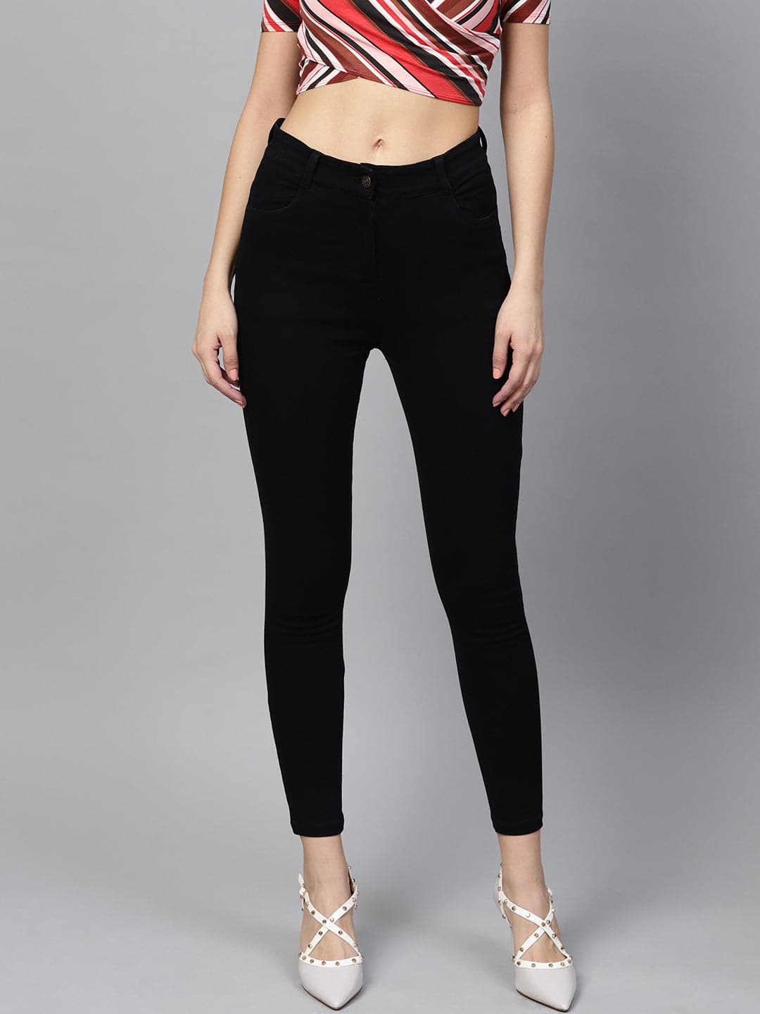Women Black Cropped Jeans