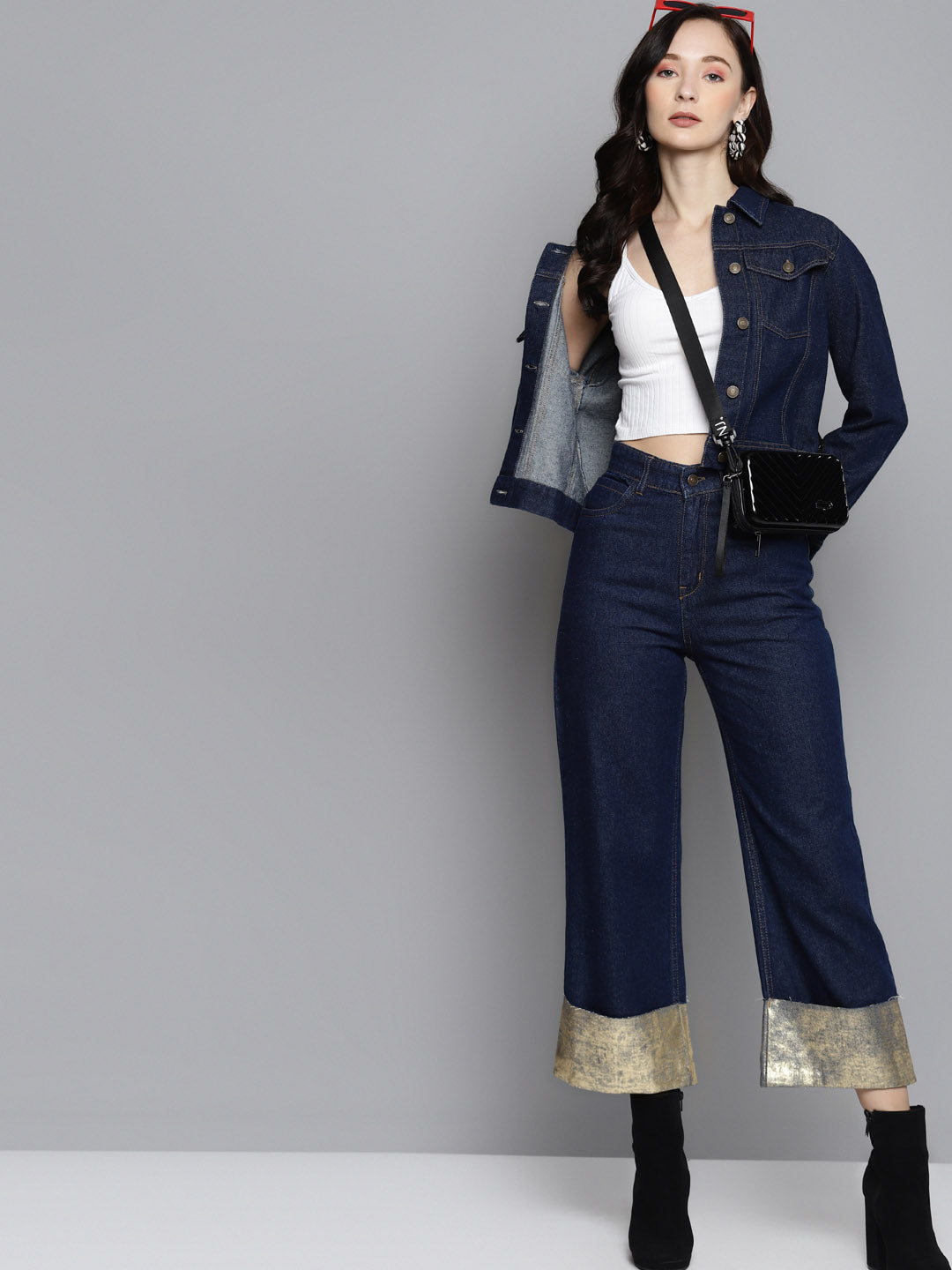 Women Blue Gold Foil Roll Up