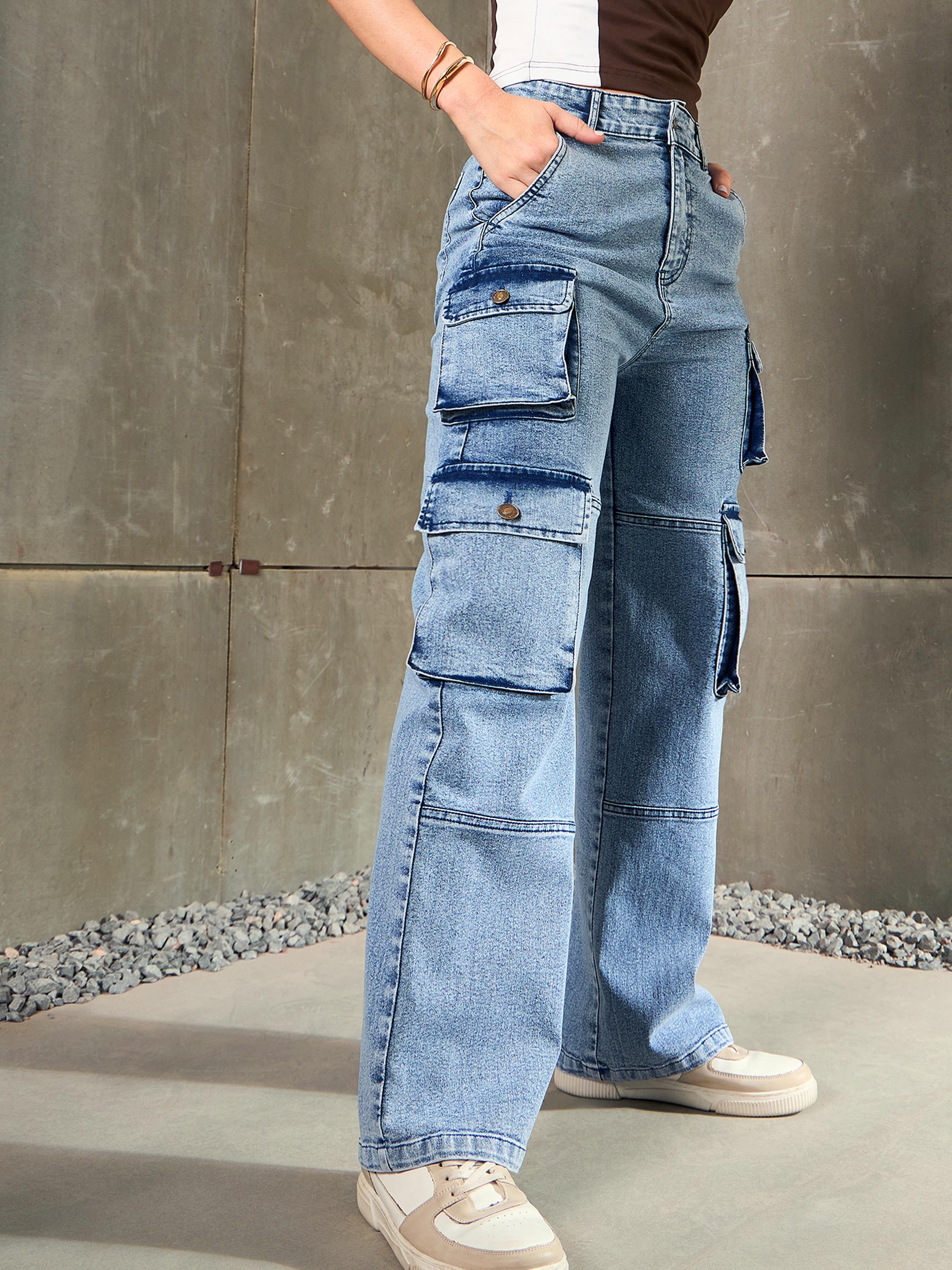 Women Blue Cargo Pockets Jeans