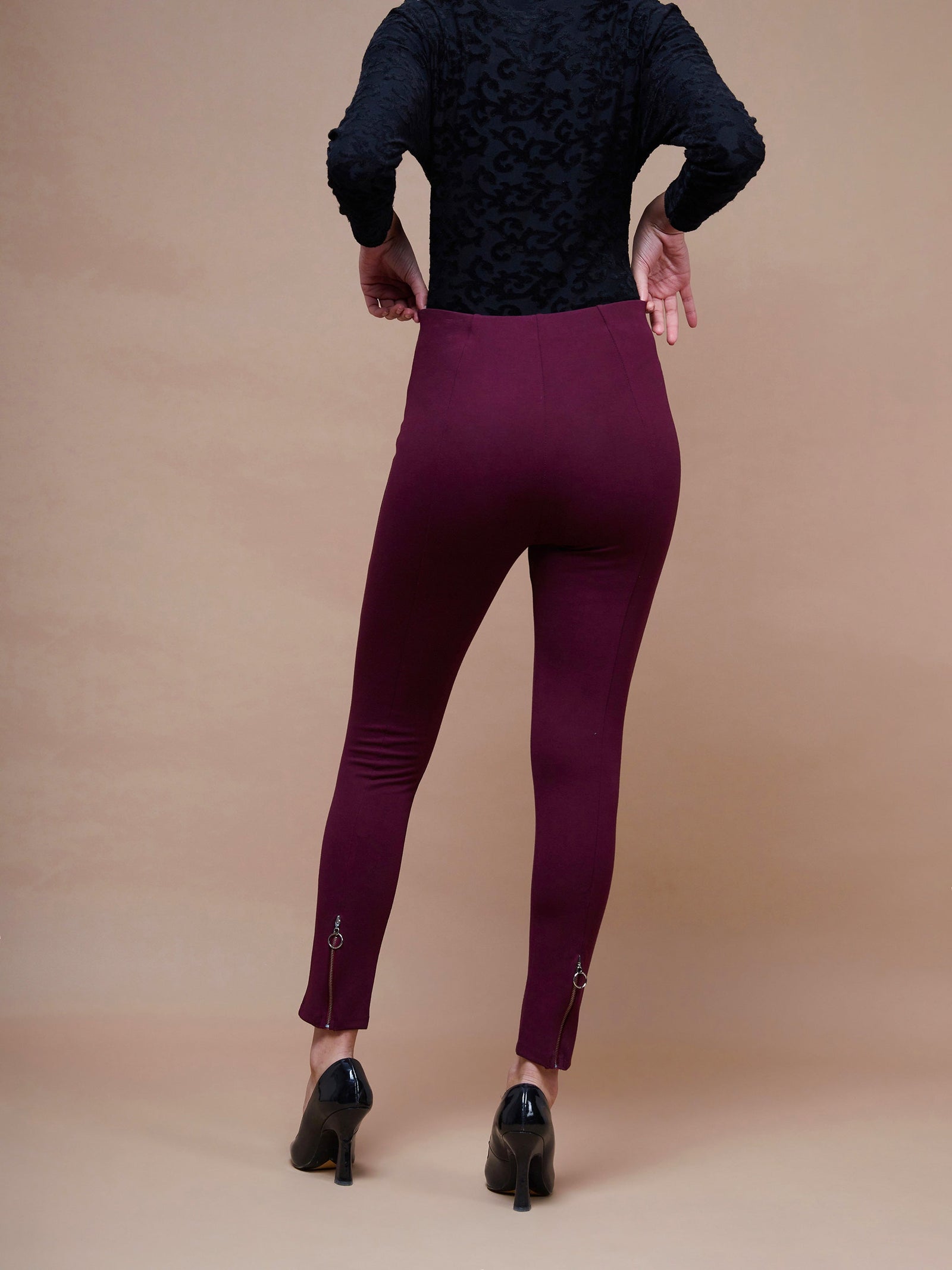 Women Burgundy Bottom Zipper Jeggings