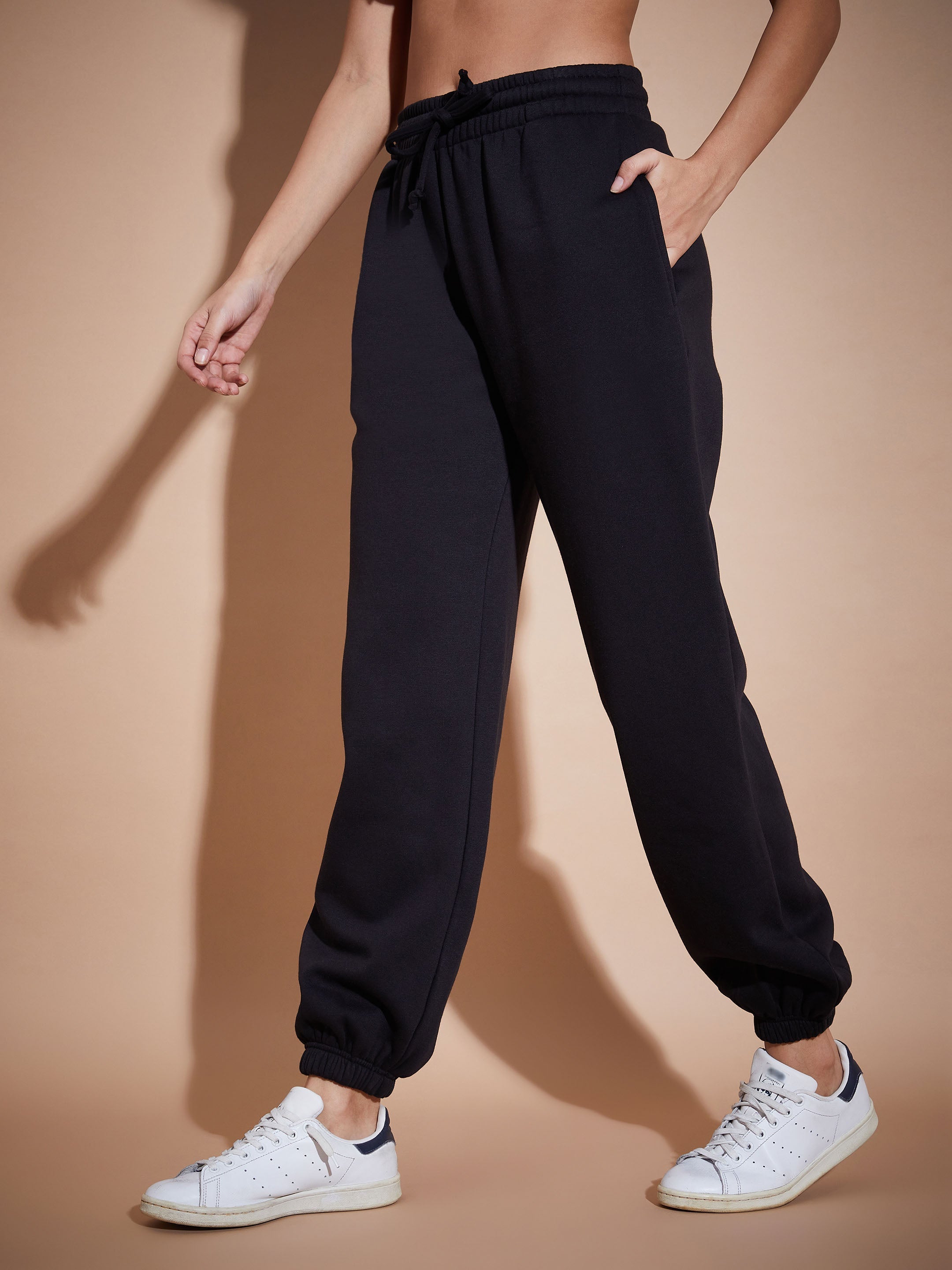 Women Black Fleece Baggy Joggers